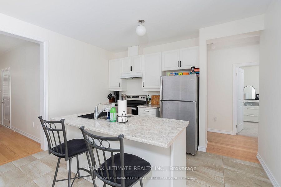 15 ValleyBrook Road, Barrie, ON L9J 0L4 photo 4