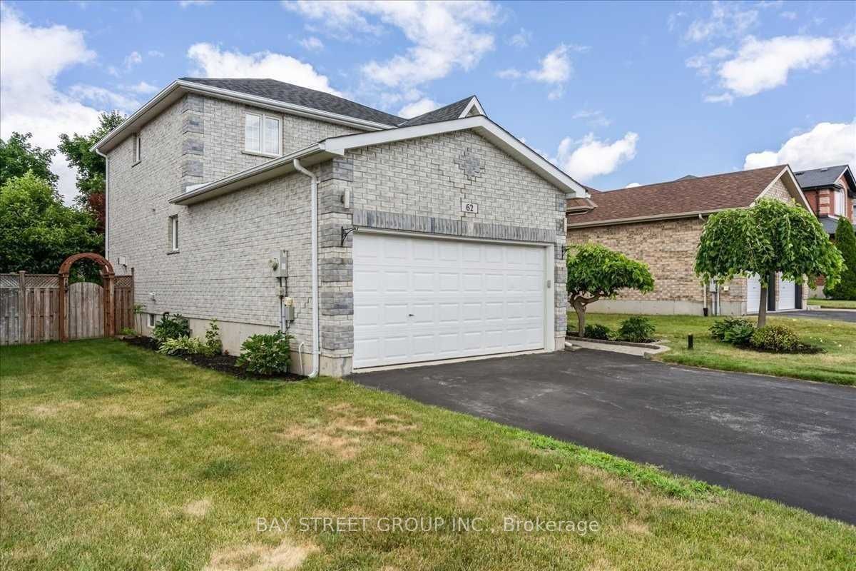 62 Summerset Drive, Barrie, ON L4N 6G5 photo 2