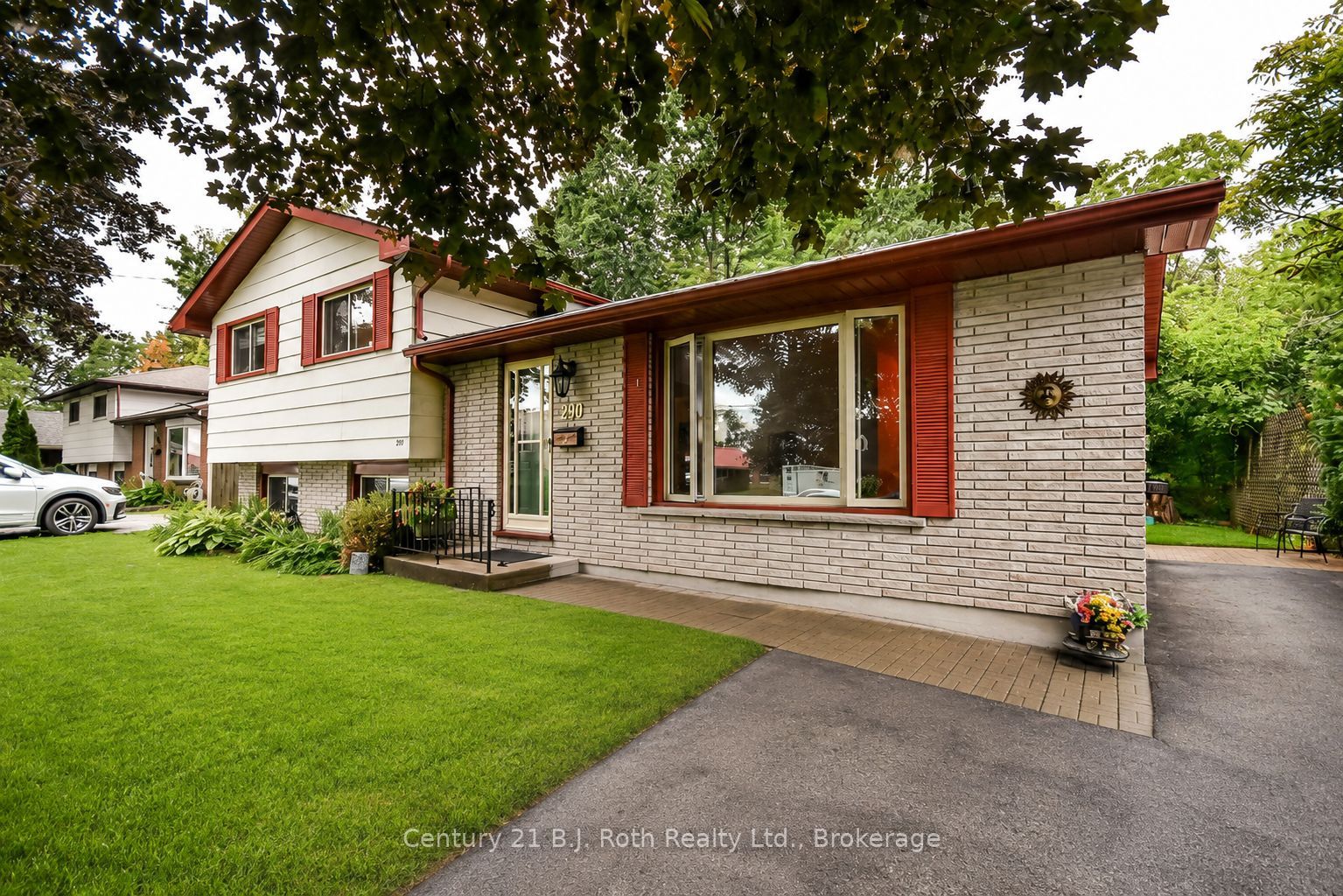 299 Bay Street, Orillia, ON L3V 3X2 photo 2