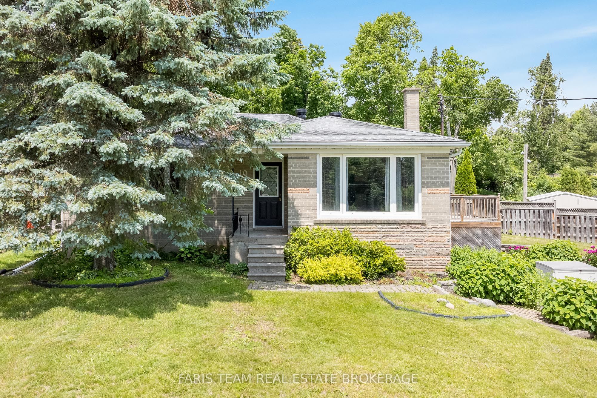 10 Karen Crescent, Orillia, ON L3V 3H1 photo 2