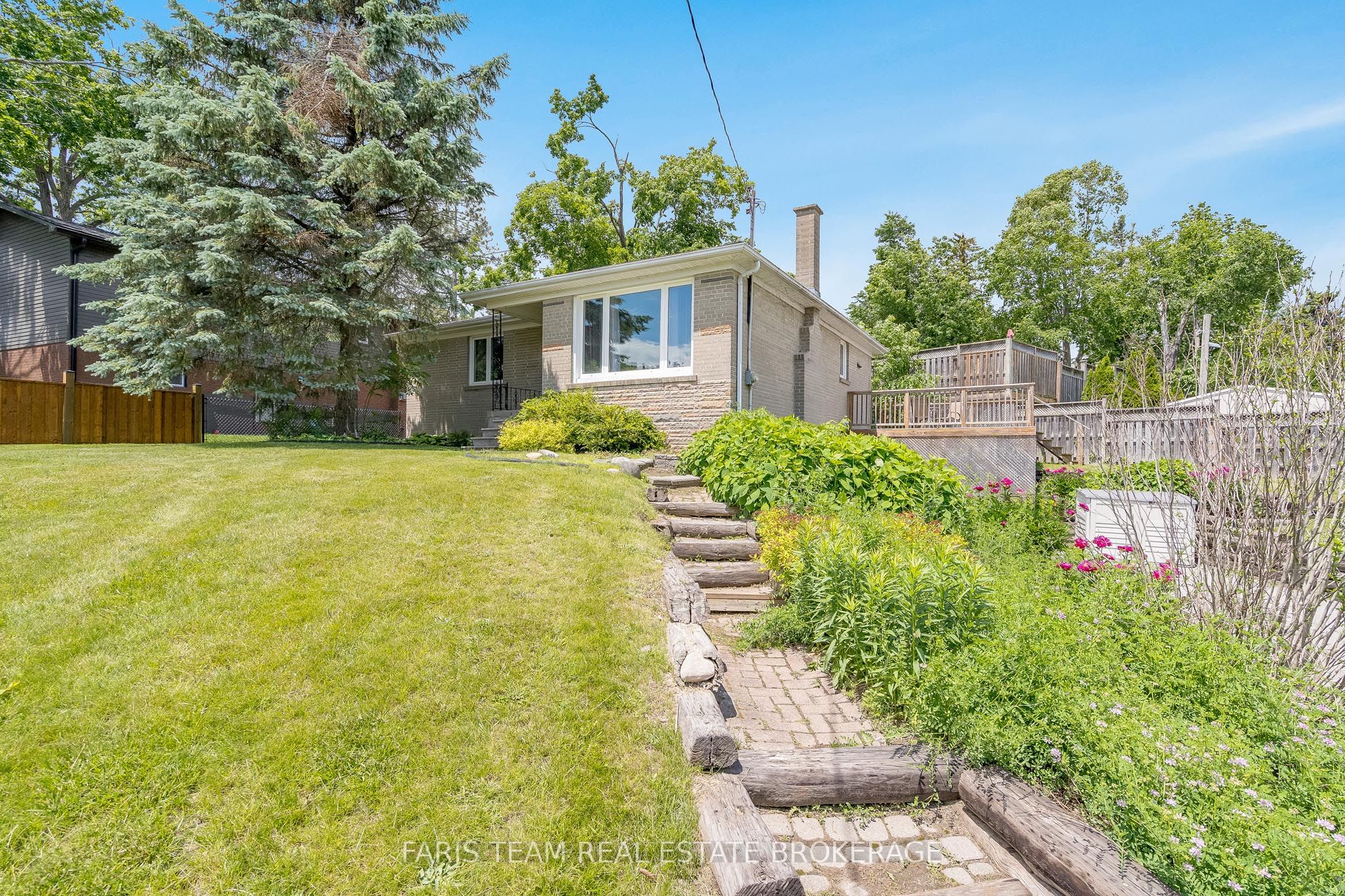 10 Karen Crescent, Orillia, ON L3V 3H1 photo 3