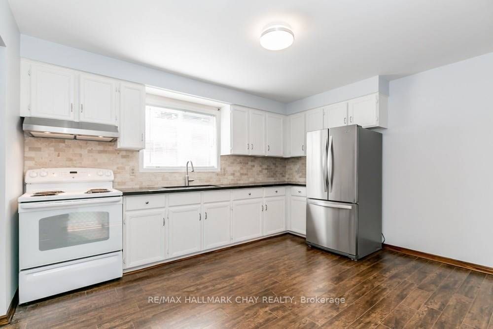 3 Buchanan Street, Barrie, ON L4M 6B7 photo 5