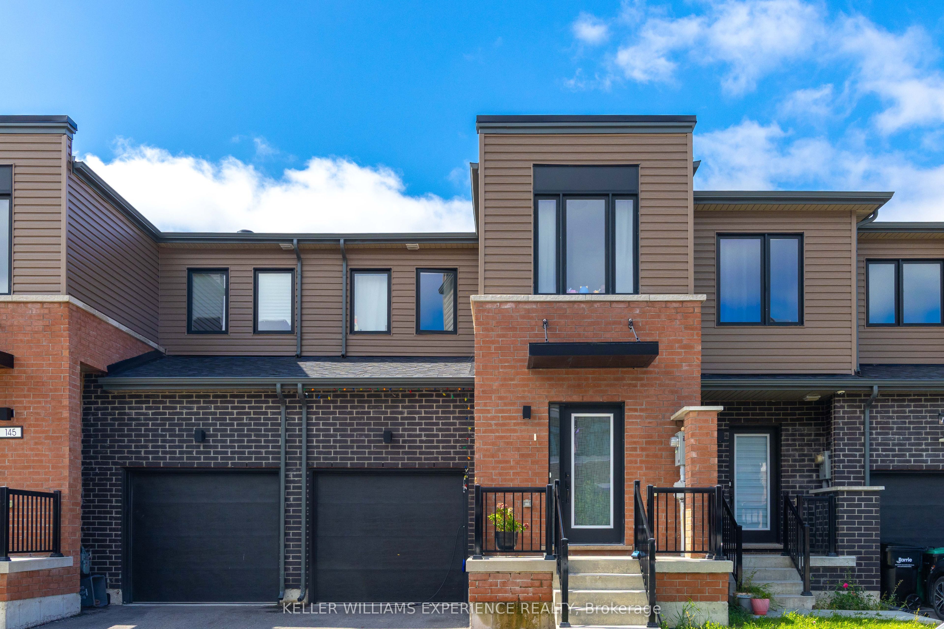 147 Turnberry Lane, Barrie, ON L9J 0M4