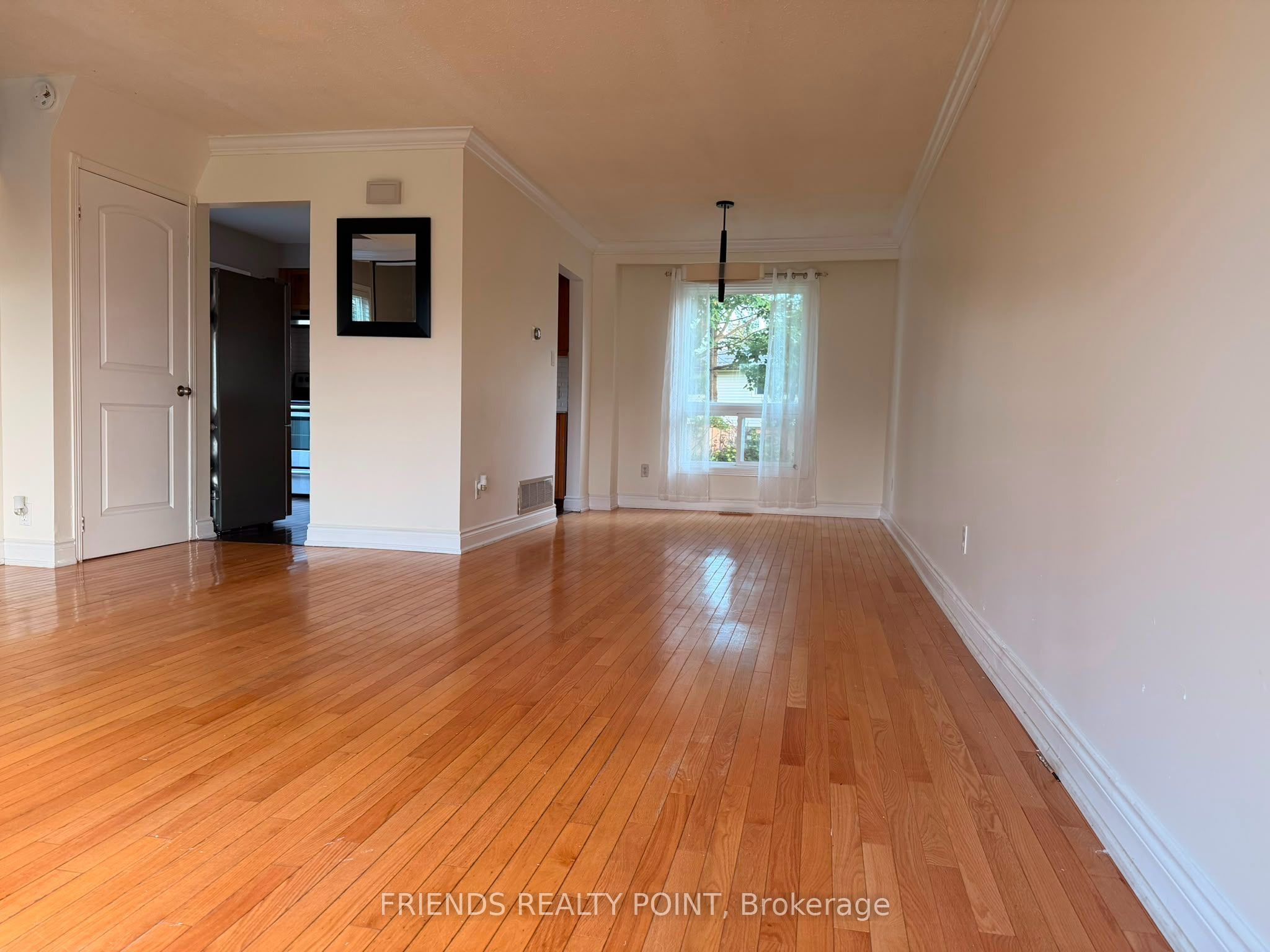 242 Browning Trail, Barrie, ON L4N 5C1 photo 3