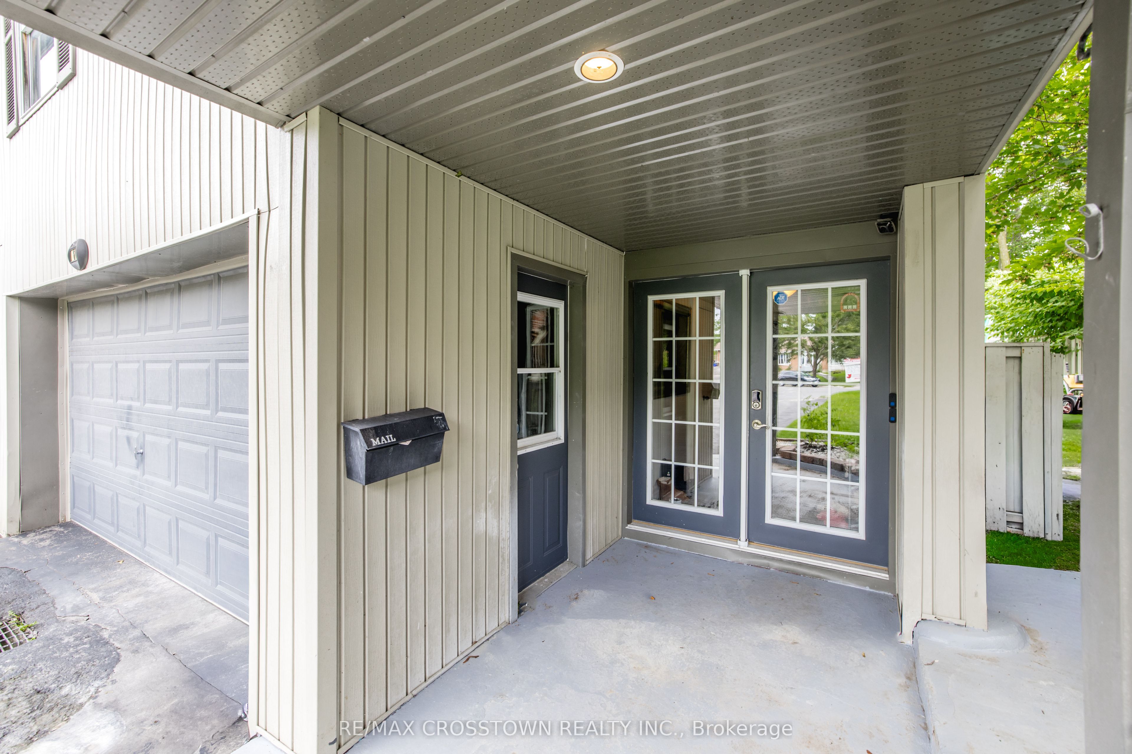 6 Ashdale Court, Barrie, ON L4M 5B5 photo 3
