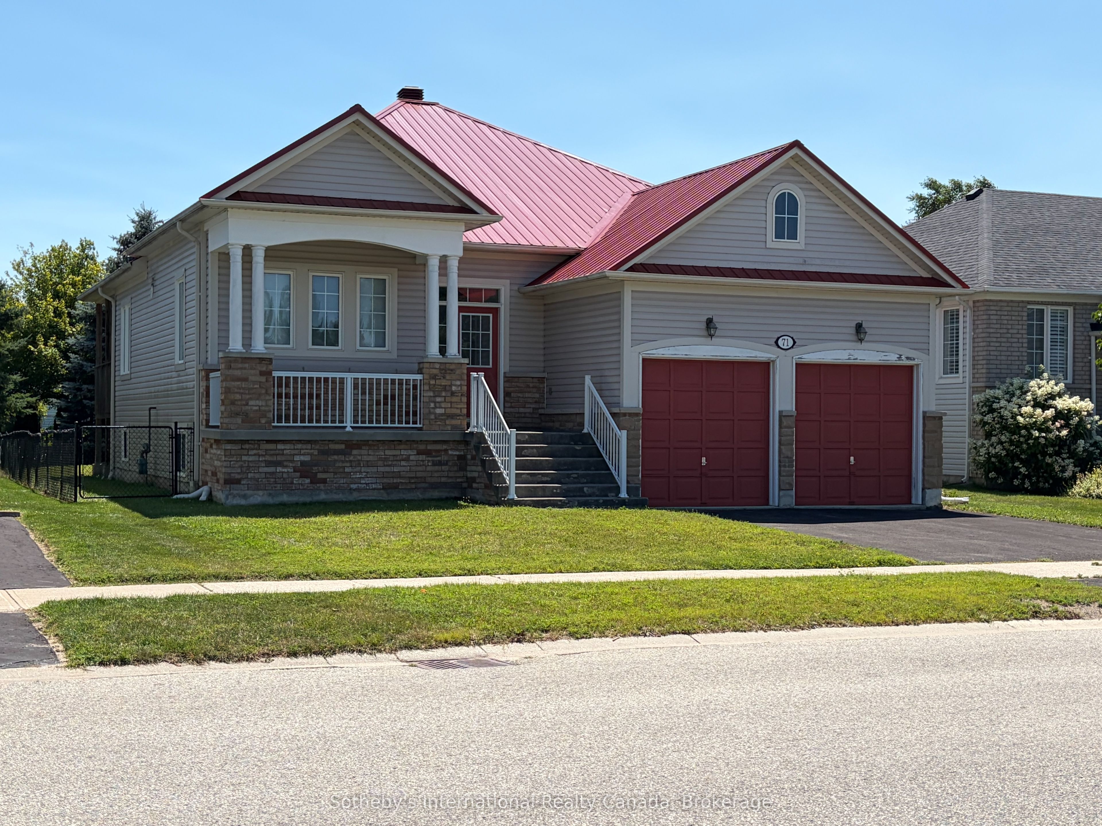 71 Meadowlark Boulevard, Wasaga Beach, ON L9Z 3B3 photo 2
