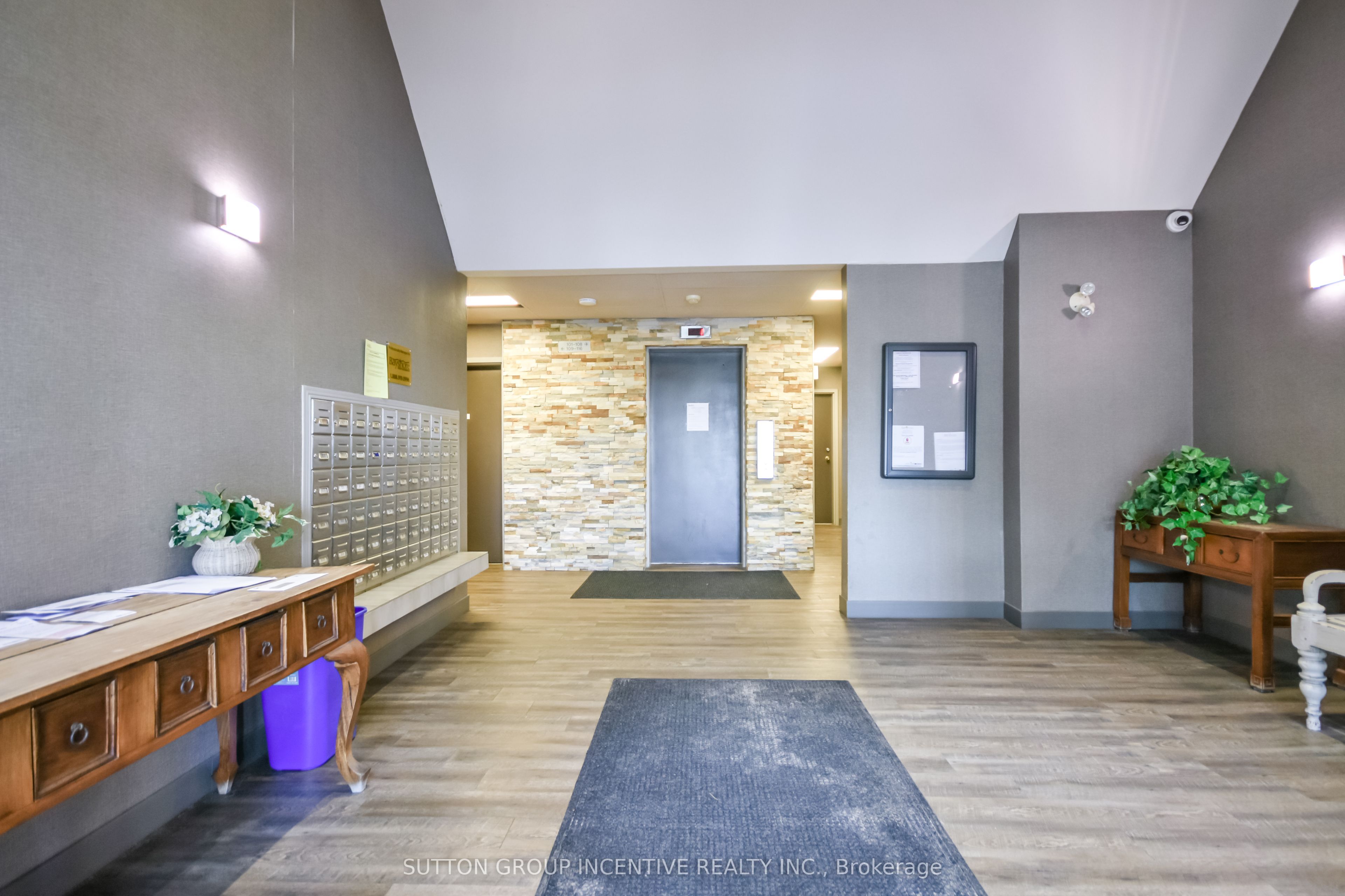 126 Bell Farm Road B05, Barrie, ON L4M 6J3 photo 4
