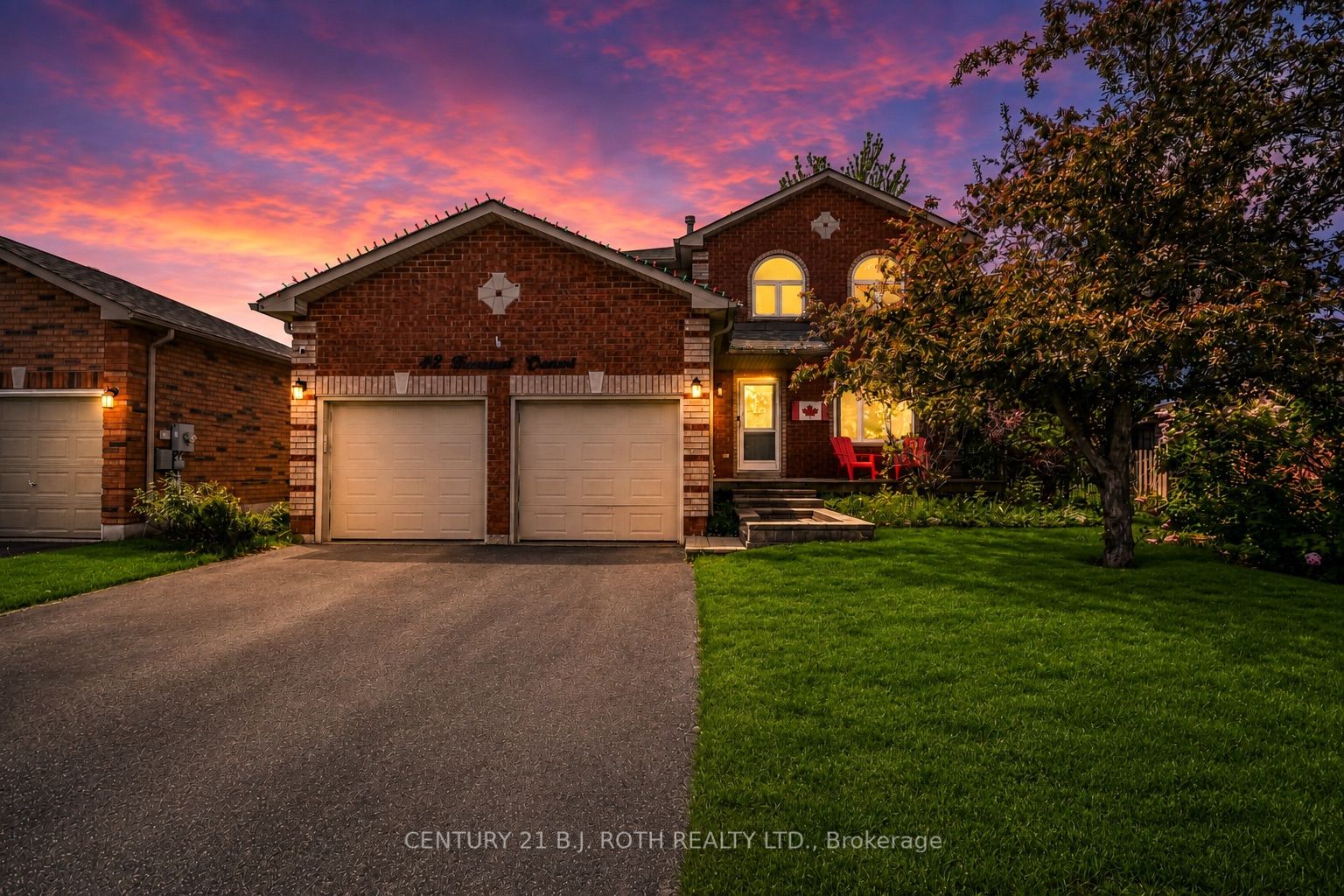 42 Farmstead Crescent, Barrie, ON L4N 8S1