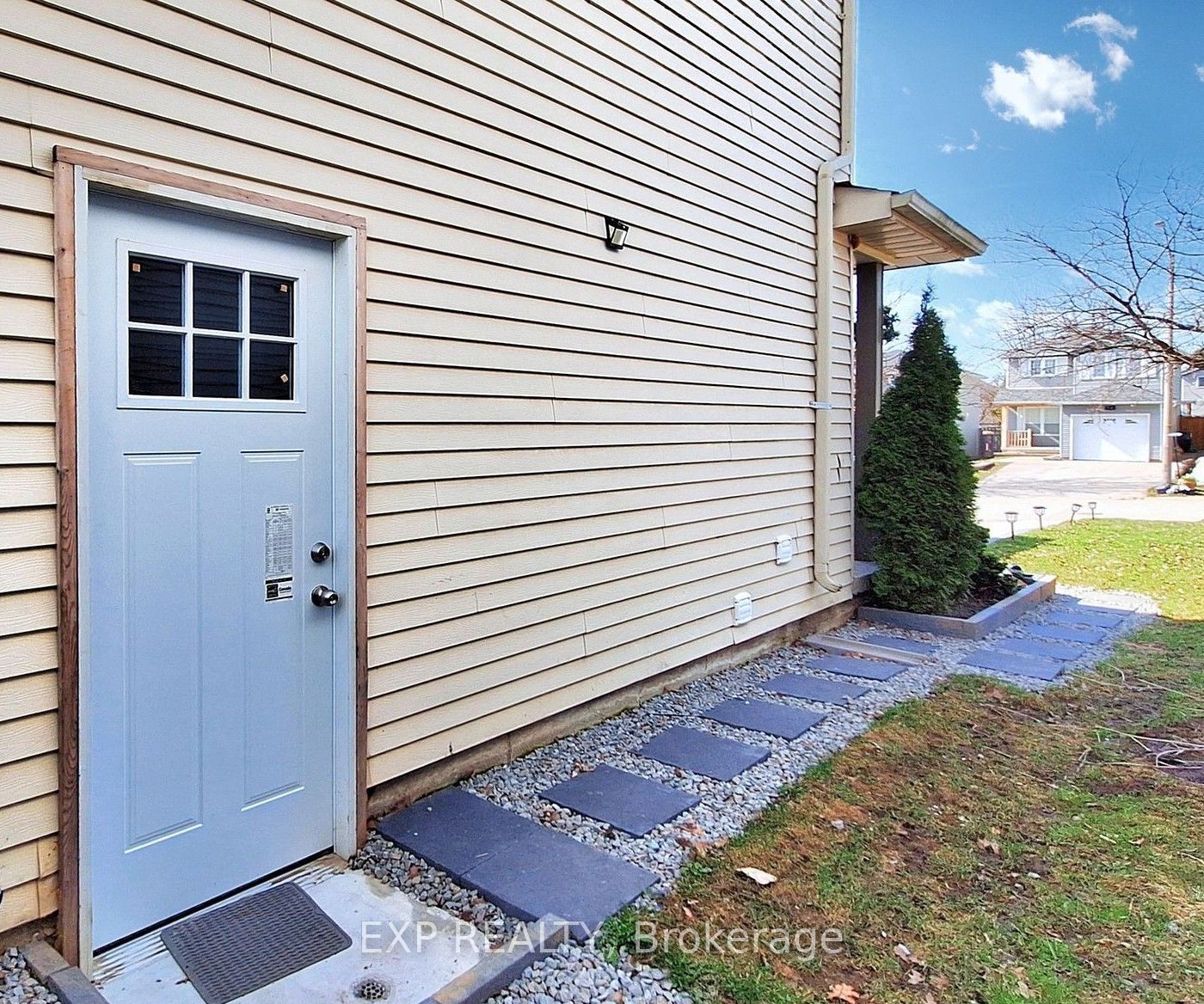 43 D'ambrosio Drive, Barrie, ON L4N 6V6