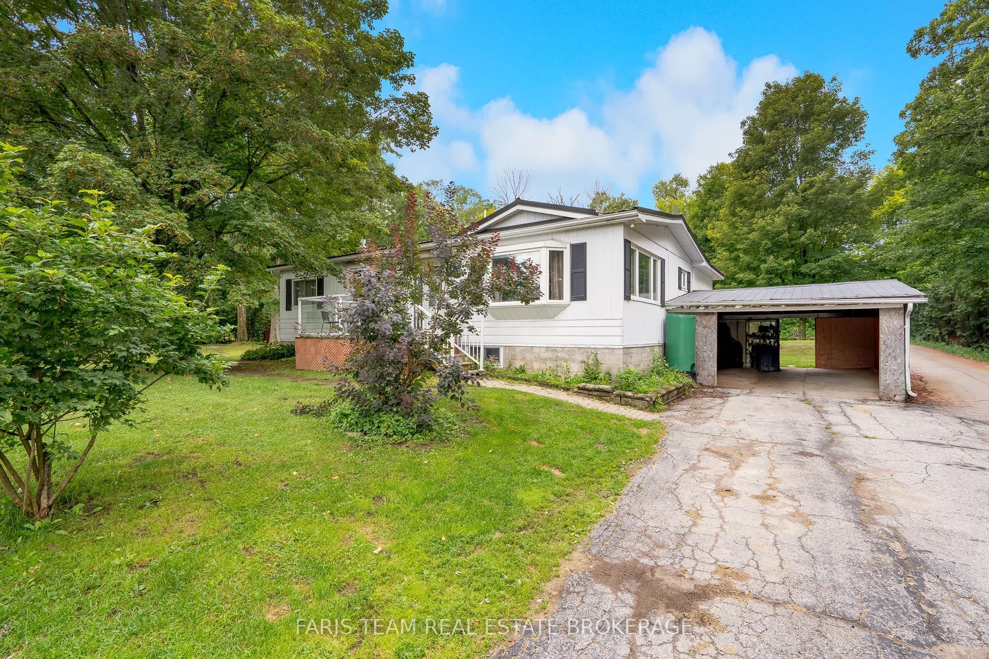 1490 Laughlin Falls Road, Severn, ON L0K 1E0 photo 2