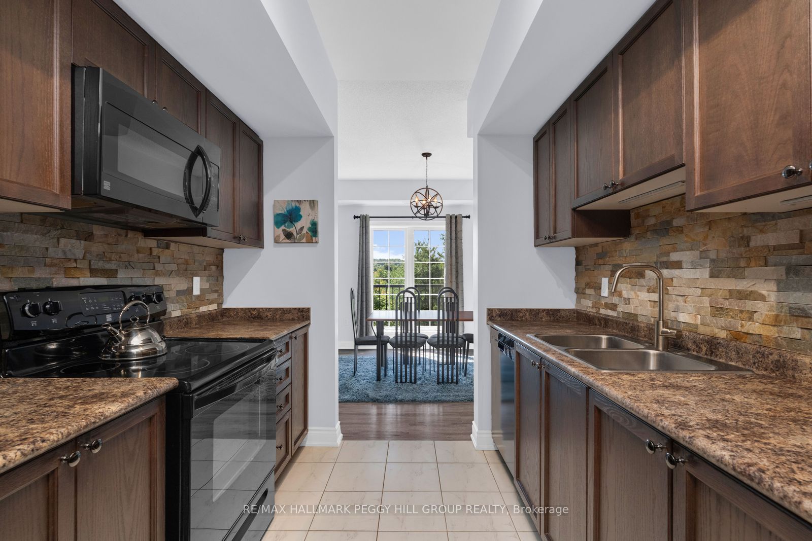 43 Ferndale Drive S 302, Barrie, ON L4N 5W6 photo 4