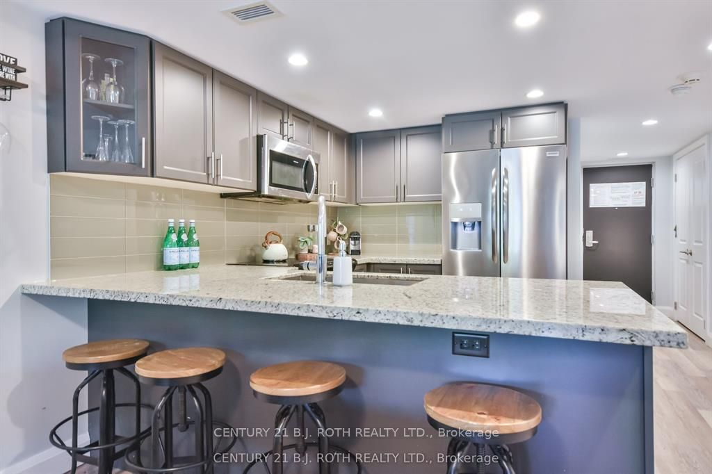 80 Horseshoe Boulevard 406, Oro-Medonte, ON L4M 4Y8 photo 4