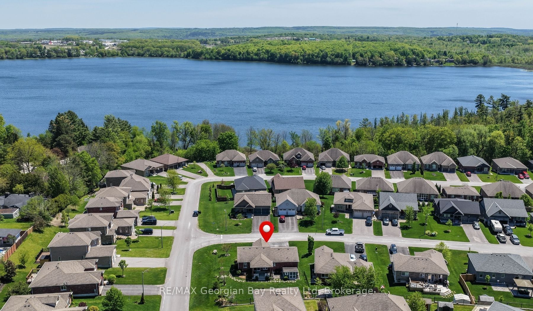 936 Jordeli Lane, Midland, ON L4R 0A6 photo 2