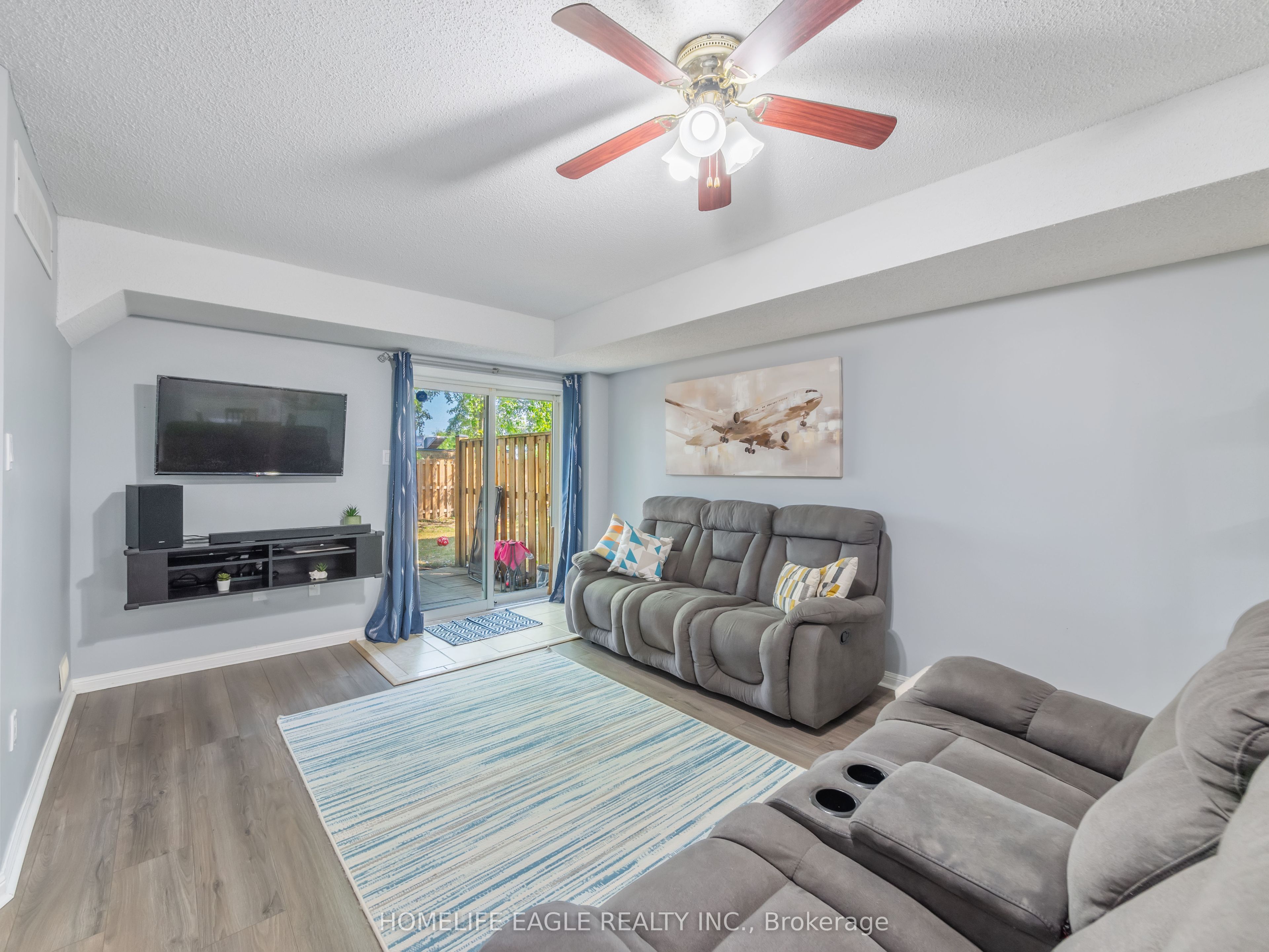 235 Ferndale Drive S 13, Barrie, ON L4N 0T6 photo 5