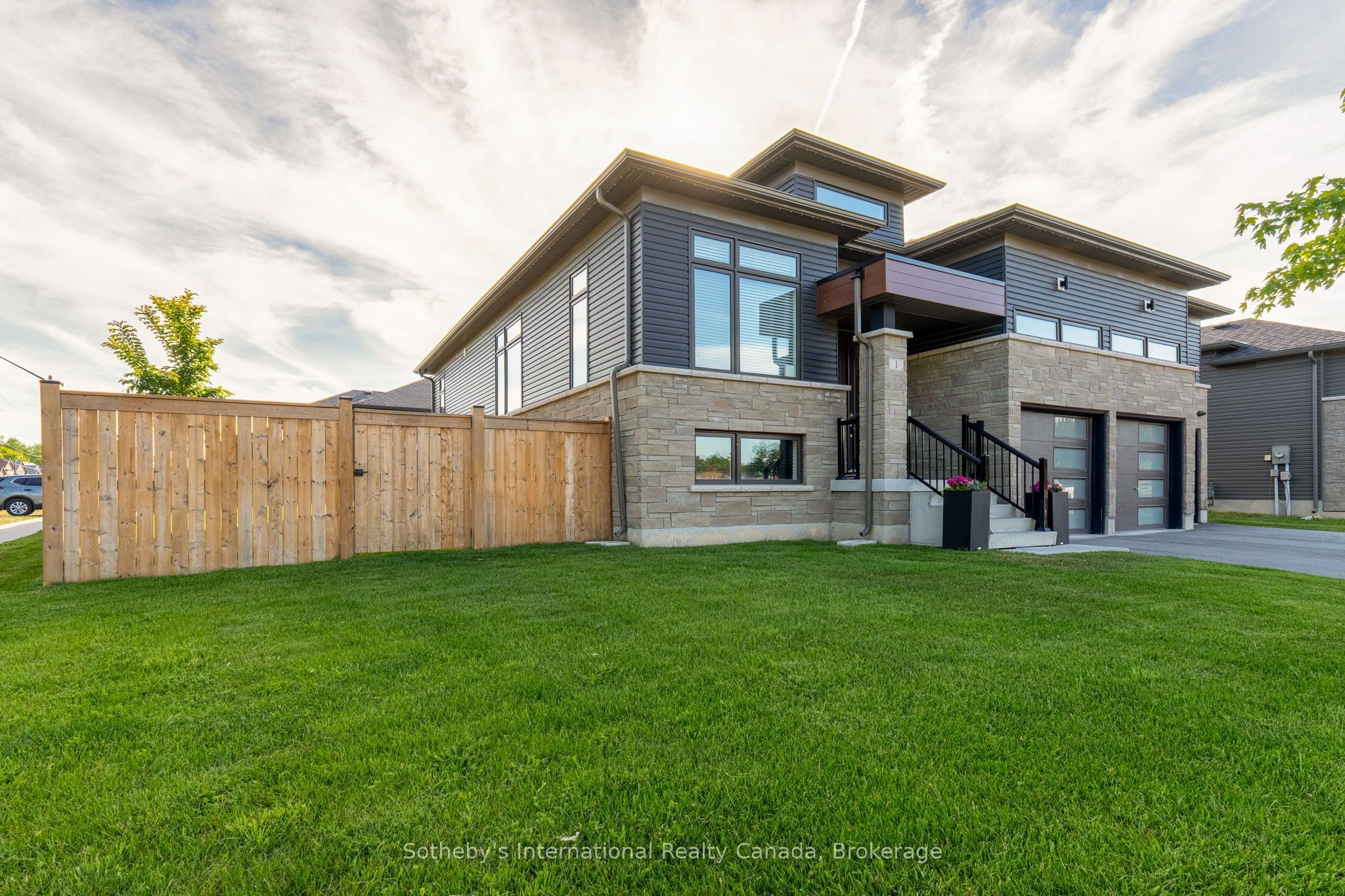 1 Chiara Drive, Wasaga Beach, ON L9Z 0L5 photo 4