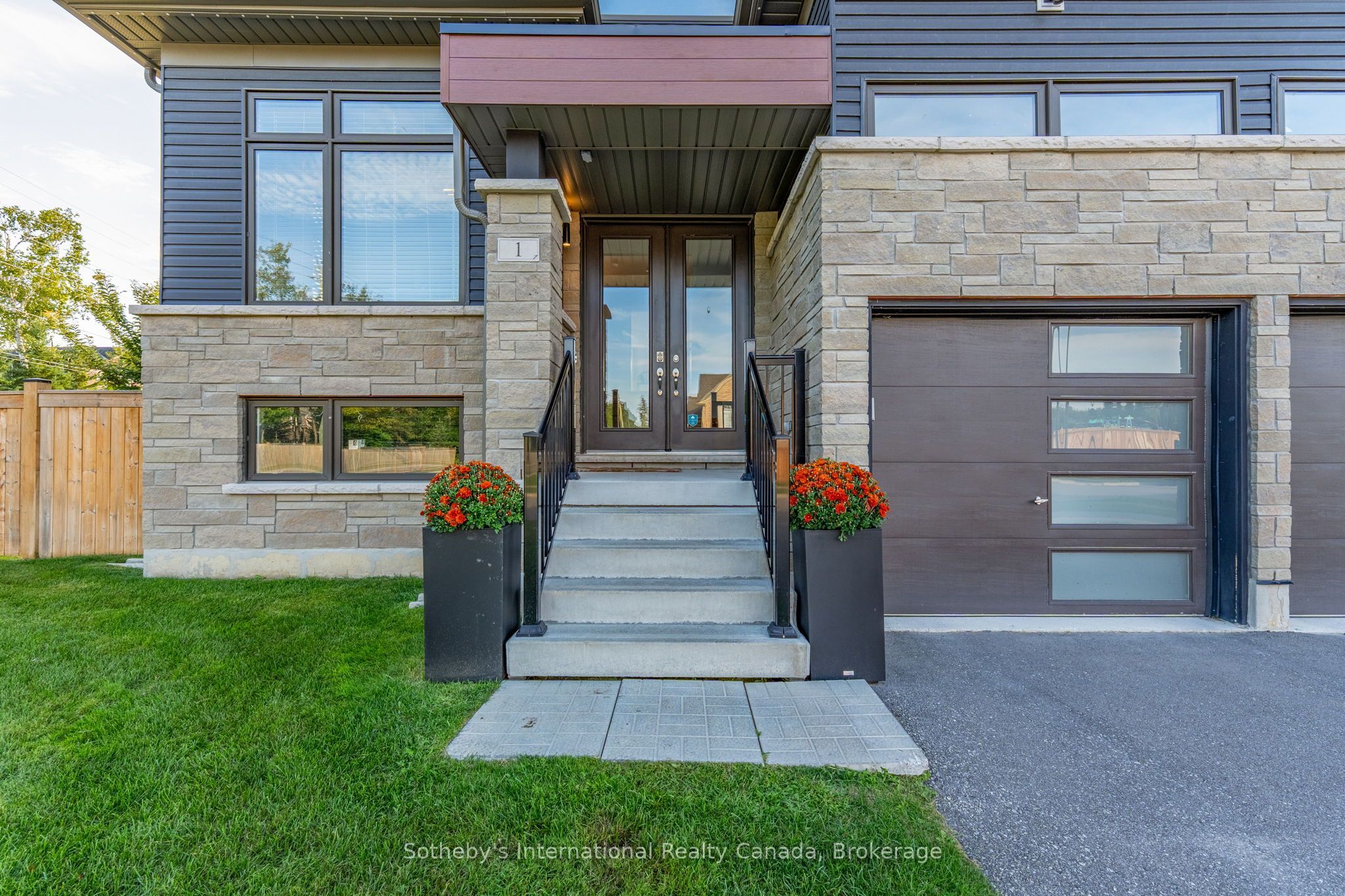 1 Chiara Drive, Wasaga Beach, ON L9Z 0L5 photo 5