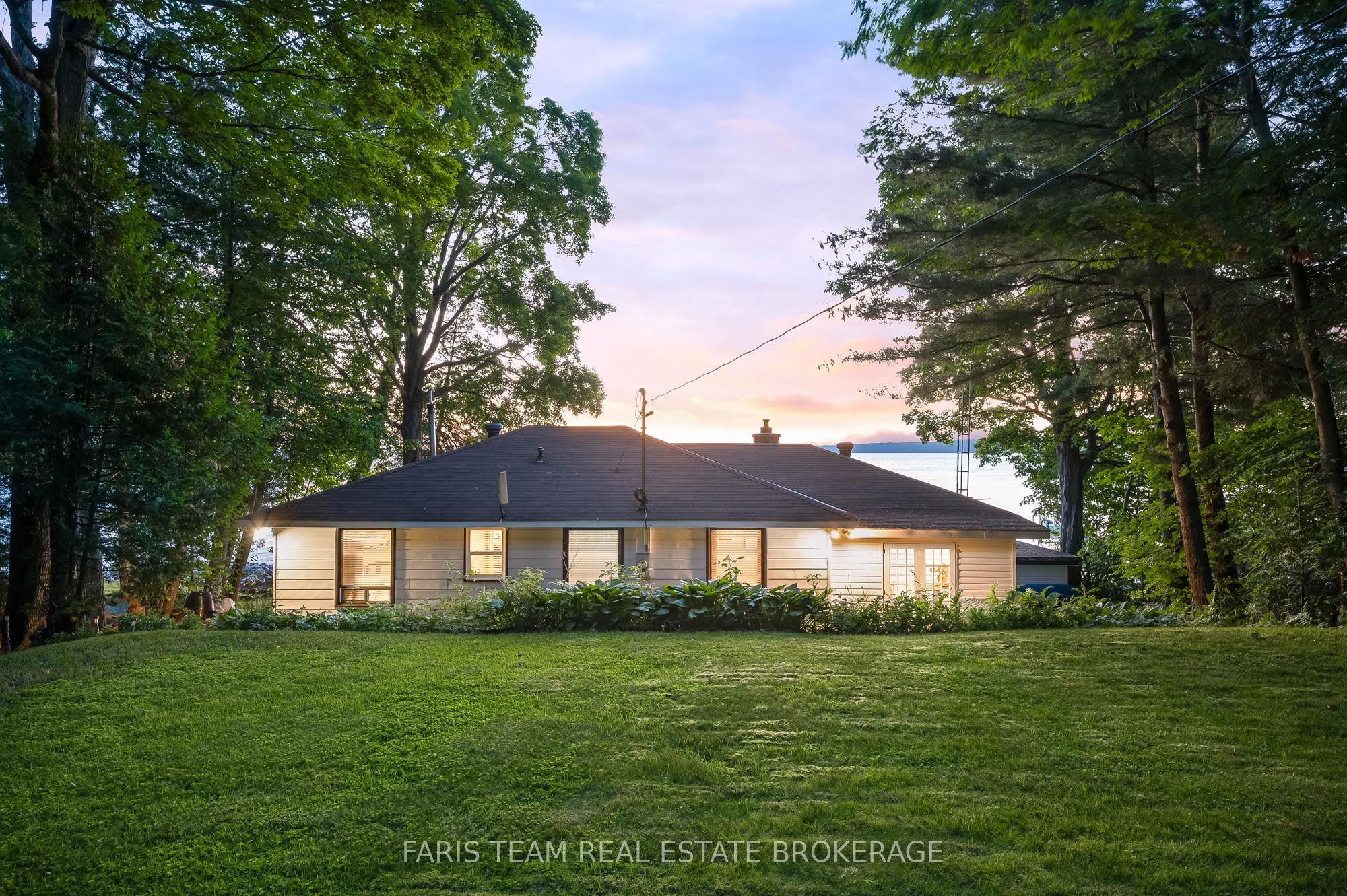 1697 Champlain Road, Tiny, ON L9M 0E3