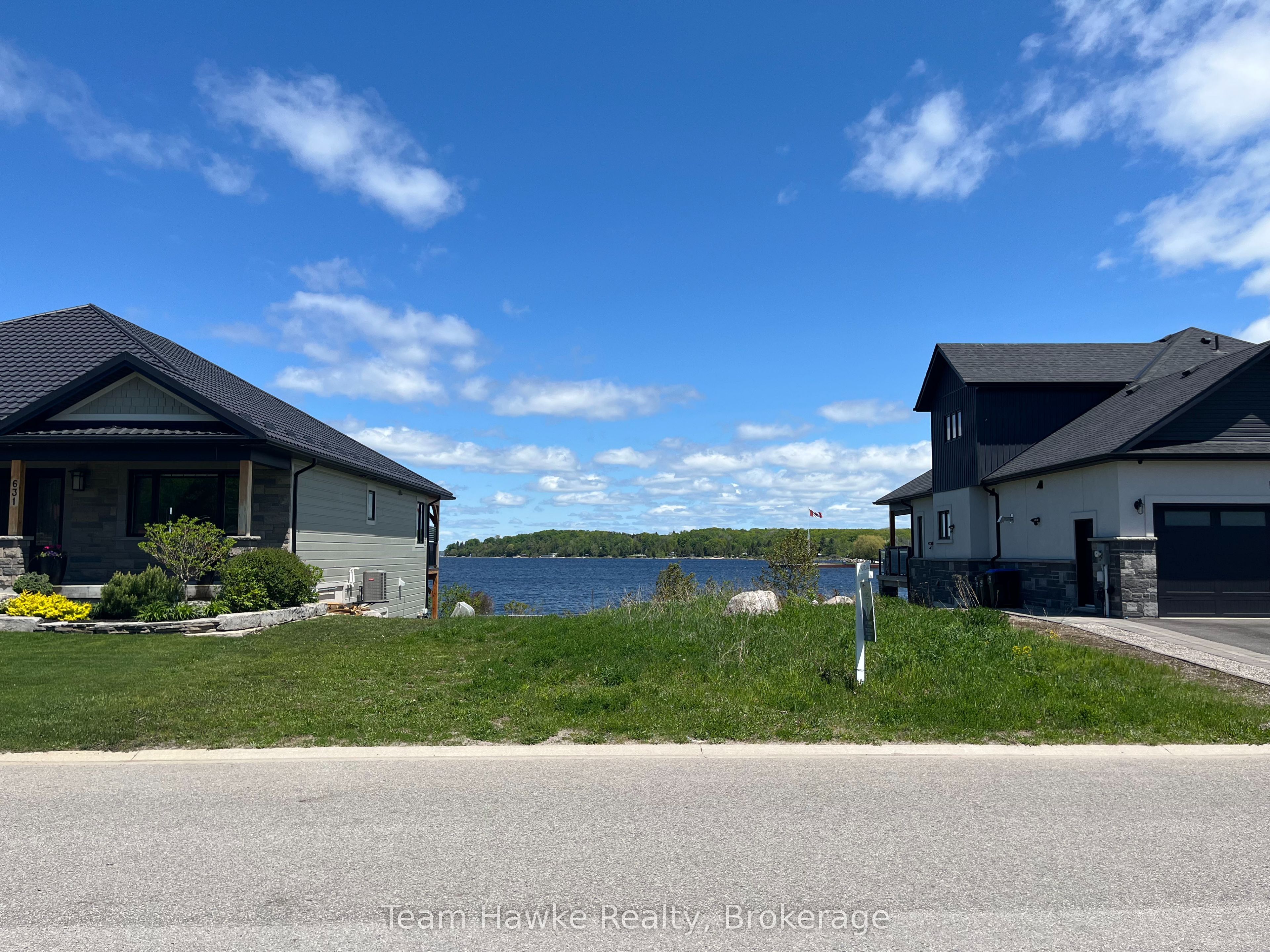 637 Aberdeen Boulevard, Midland, ON L4R 5N9