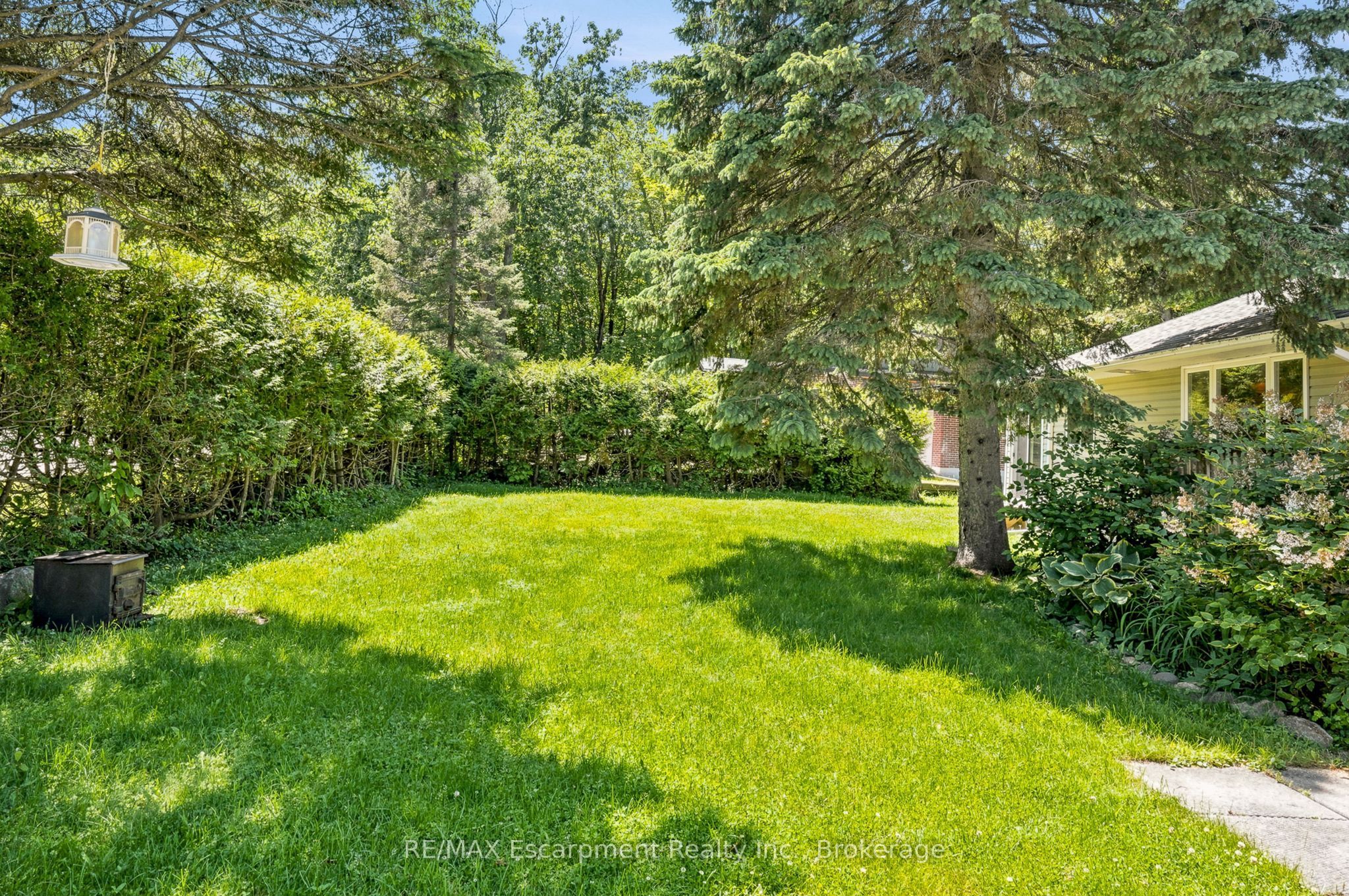 16 Hiawatha Road, Tiny, ON L9M 0B1 photo 3
