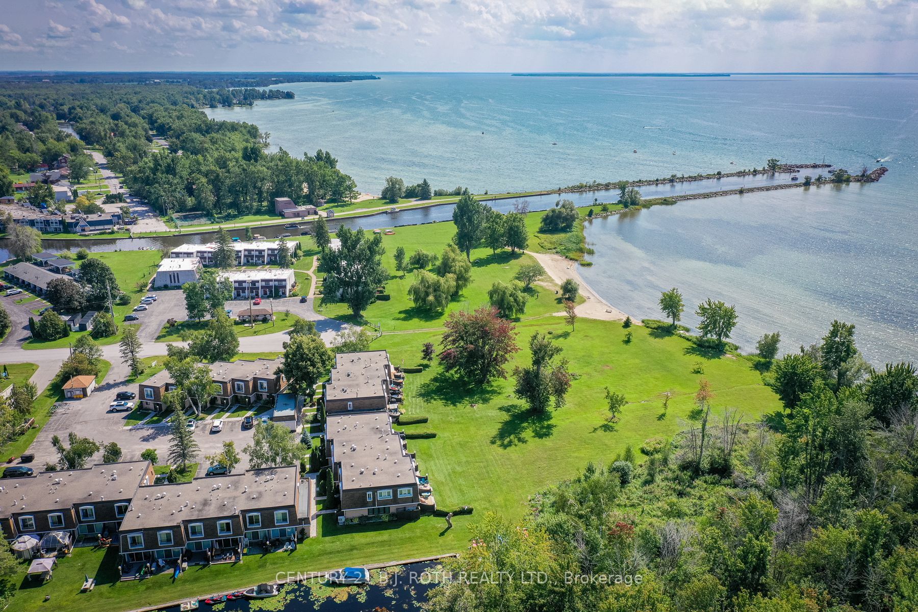 2 Paradise Boulevard Unit 10, Ramara, ON L0K 1B0 photo 2