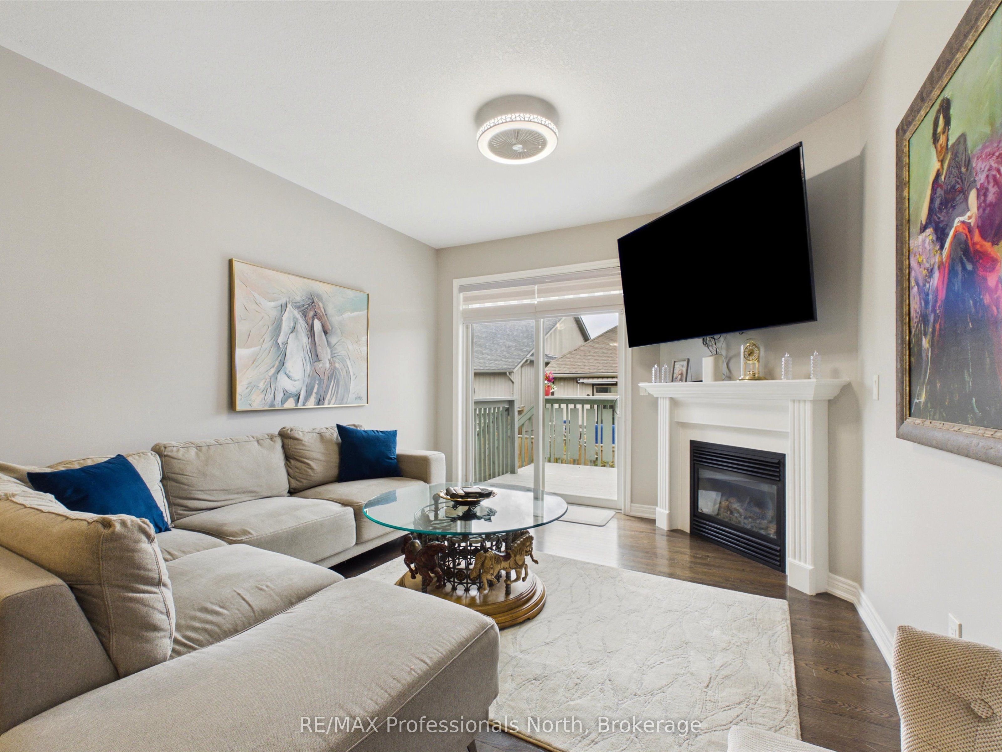 35 Canterbury Circle, Orillia, ON L3V 0C9 photo 5