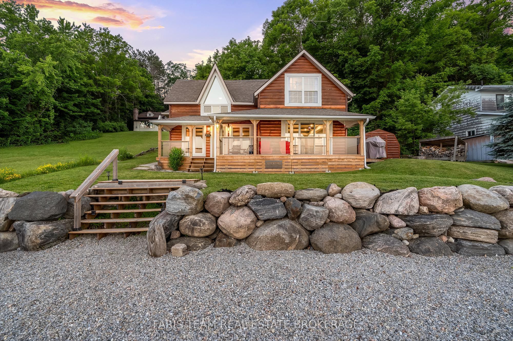 375 Champlain Road, Penetanguishene, ON L9M 1S3 photo 3