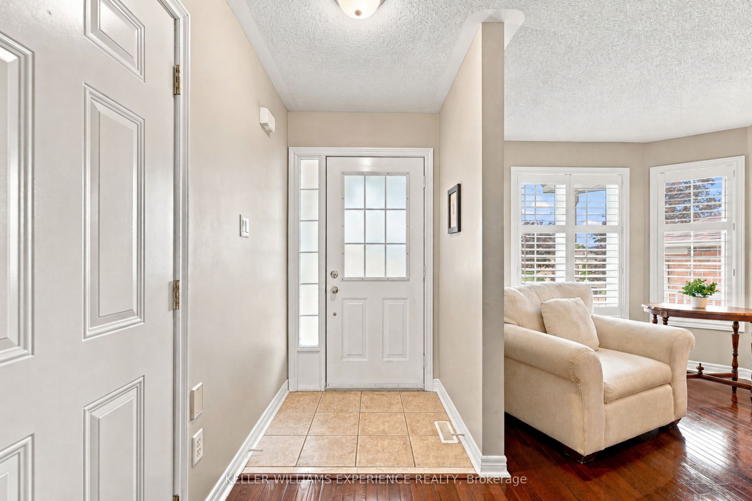 7 Stanley Street, Barrie, ON L4M 6V2 photo 4