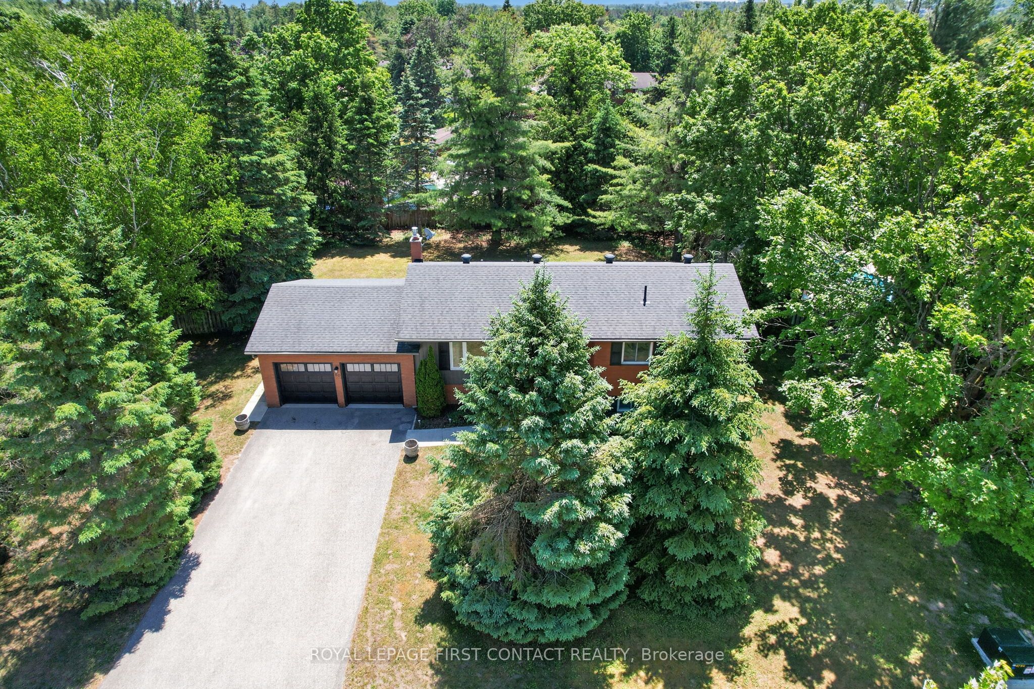 60 Willow Landing Road, Springwater, ON L9X 0P9 photo 2