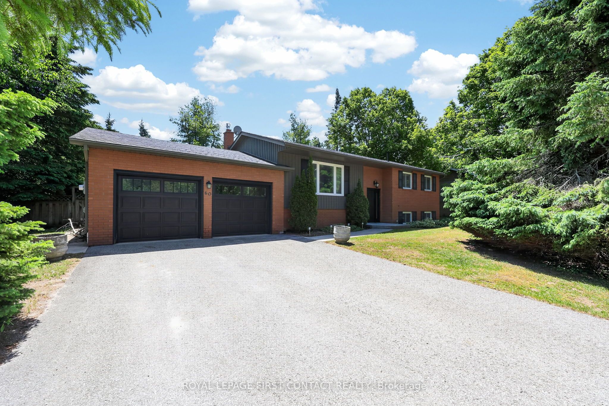 60 Willow Landing Road, Springwater, ON L9X 0P9 photo 3