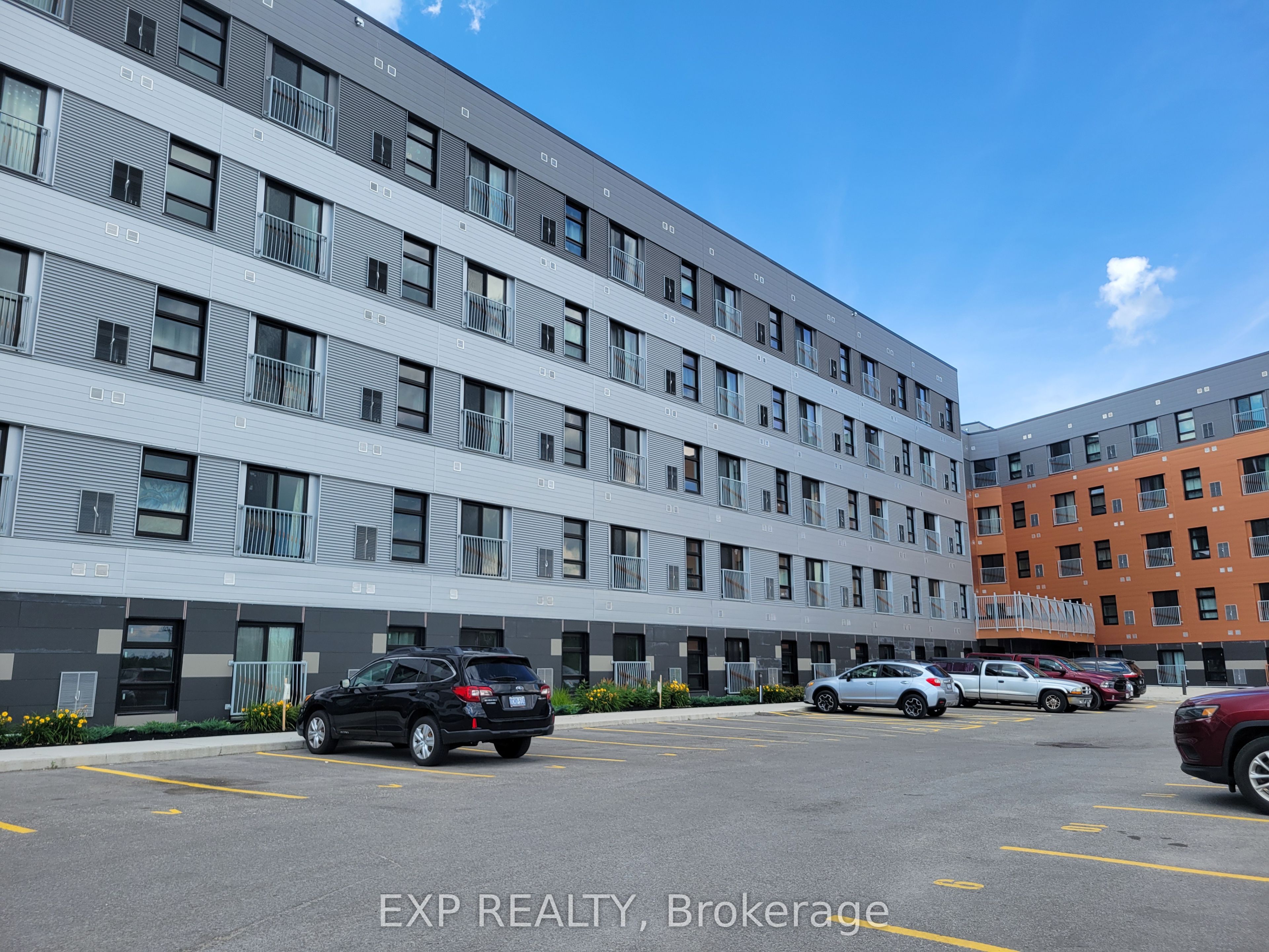 75 Barrie Road 113, Orillia, ON L3V 8N5 photo 4