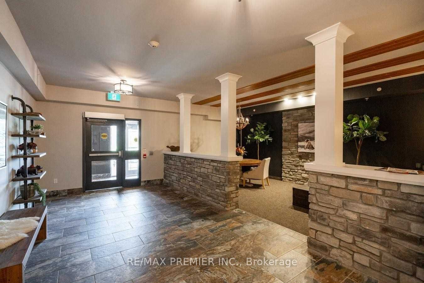 20 Koda Street 109, Barrie, ON L9J 0J7 photo 4