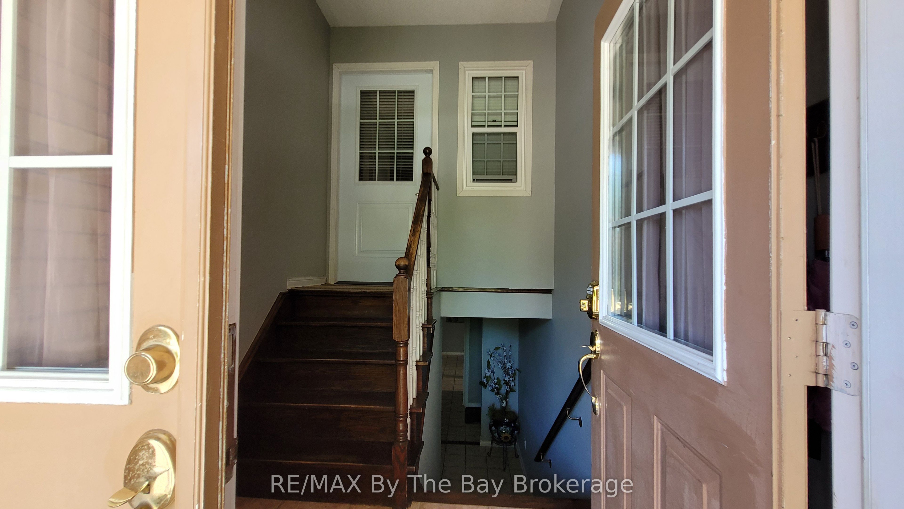60 Rose Valley Way Basement, Wasaga Beach, ON L9Z 3C4 photo 2