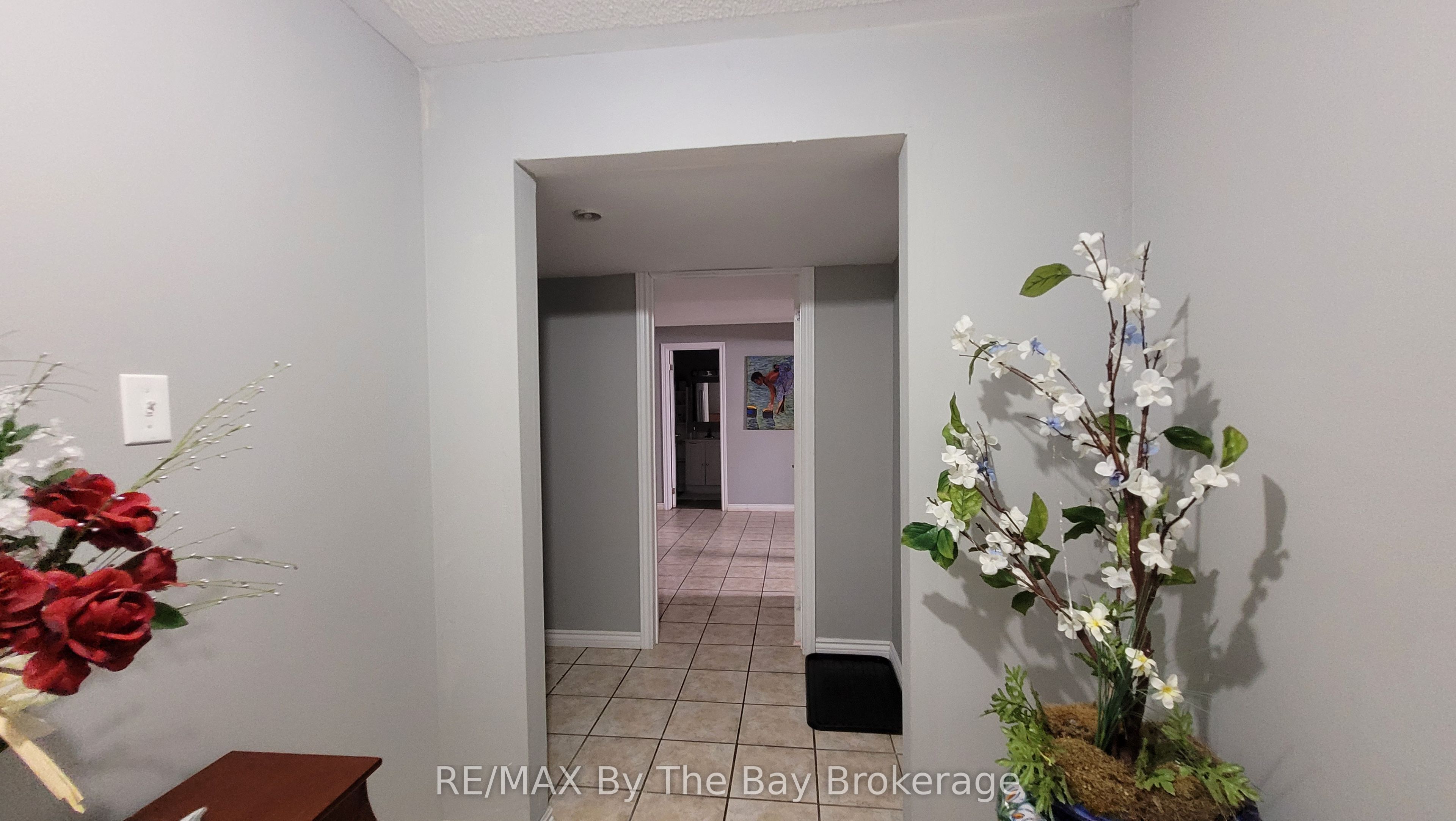 60 Rose Valley Way Basement, Wasaga Beach, ON L9Z 3C4 photo 3