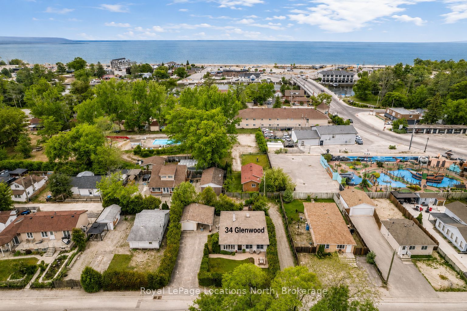 34 Glenwood Drive, Wasaga Beach, ON L9Z 2K5 photo 2