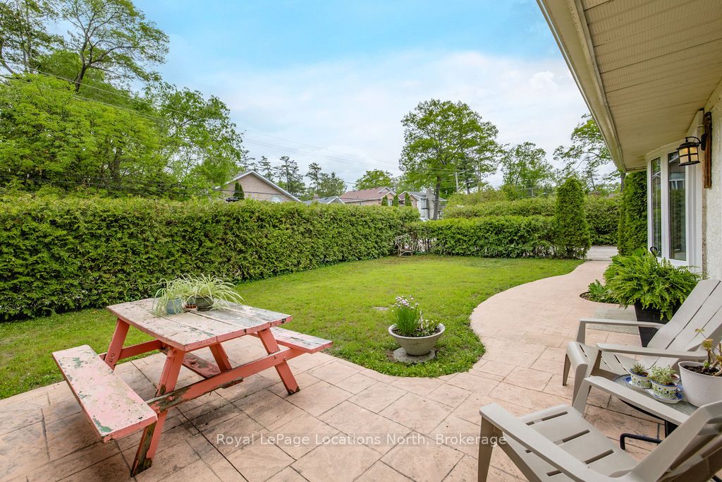 34 Glenwood Drive, Wasaga Beach, ON L9Z 2K5 photo 5