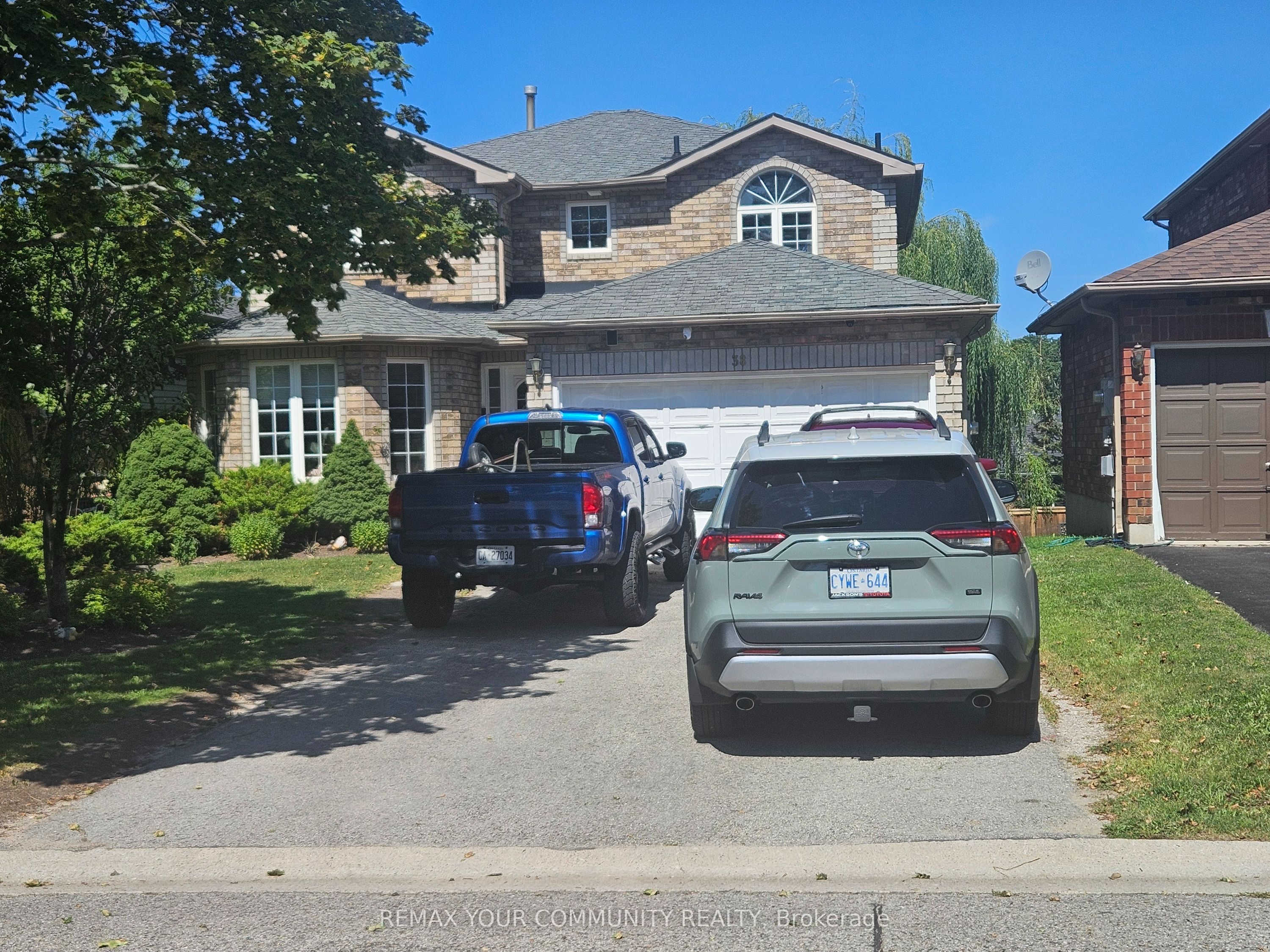 38 Masters Drive, Barrie, ON L4M 6W9