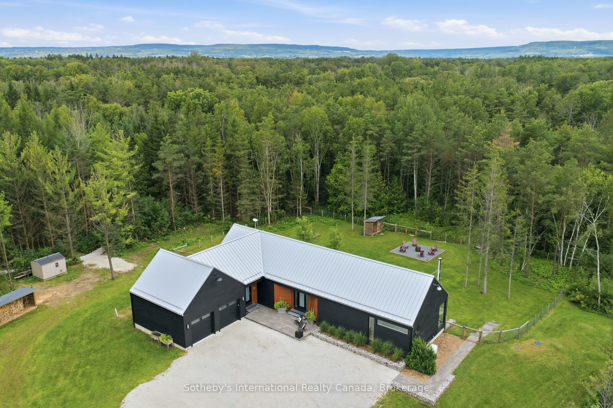 2514 Nottawasaga Concession 6 N, Clearview, ON L9Y 3Z1 photo 2