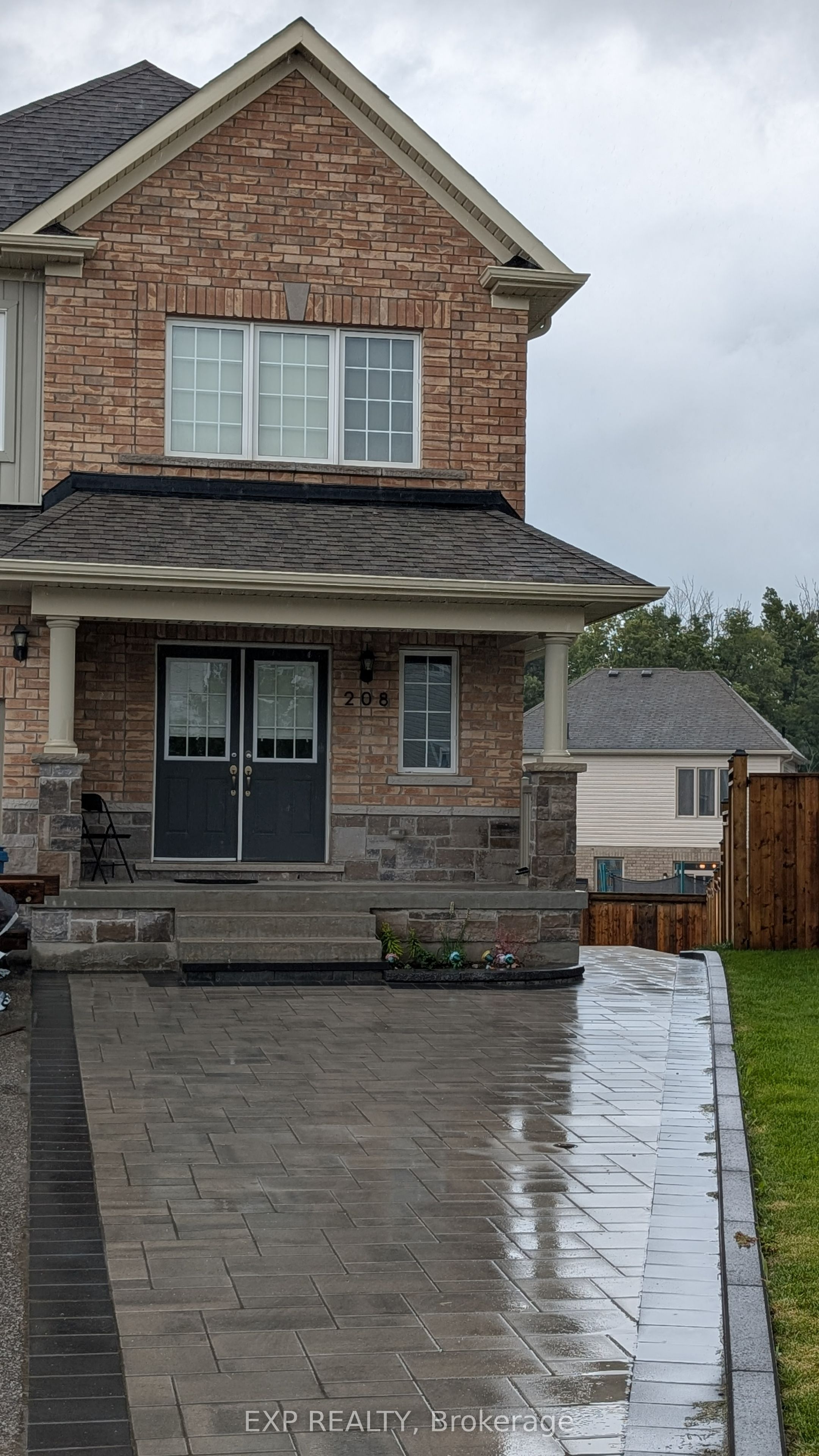 208 Isabella Drive 1, Orillia, ON L3V 8K7 photo 2