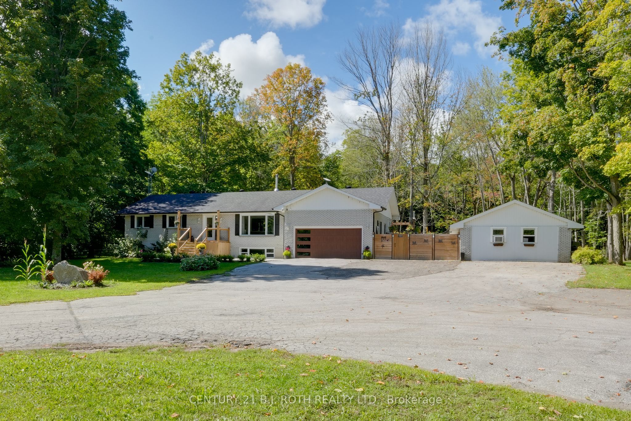 1250 County Road 6 S, Tiny, ON L0L 2T0 photo 3