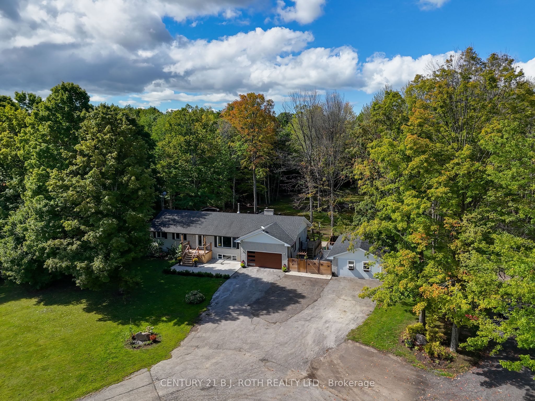 1250 County Road 6 S, Tiny, ON L0L 2T0 photo 4
