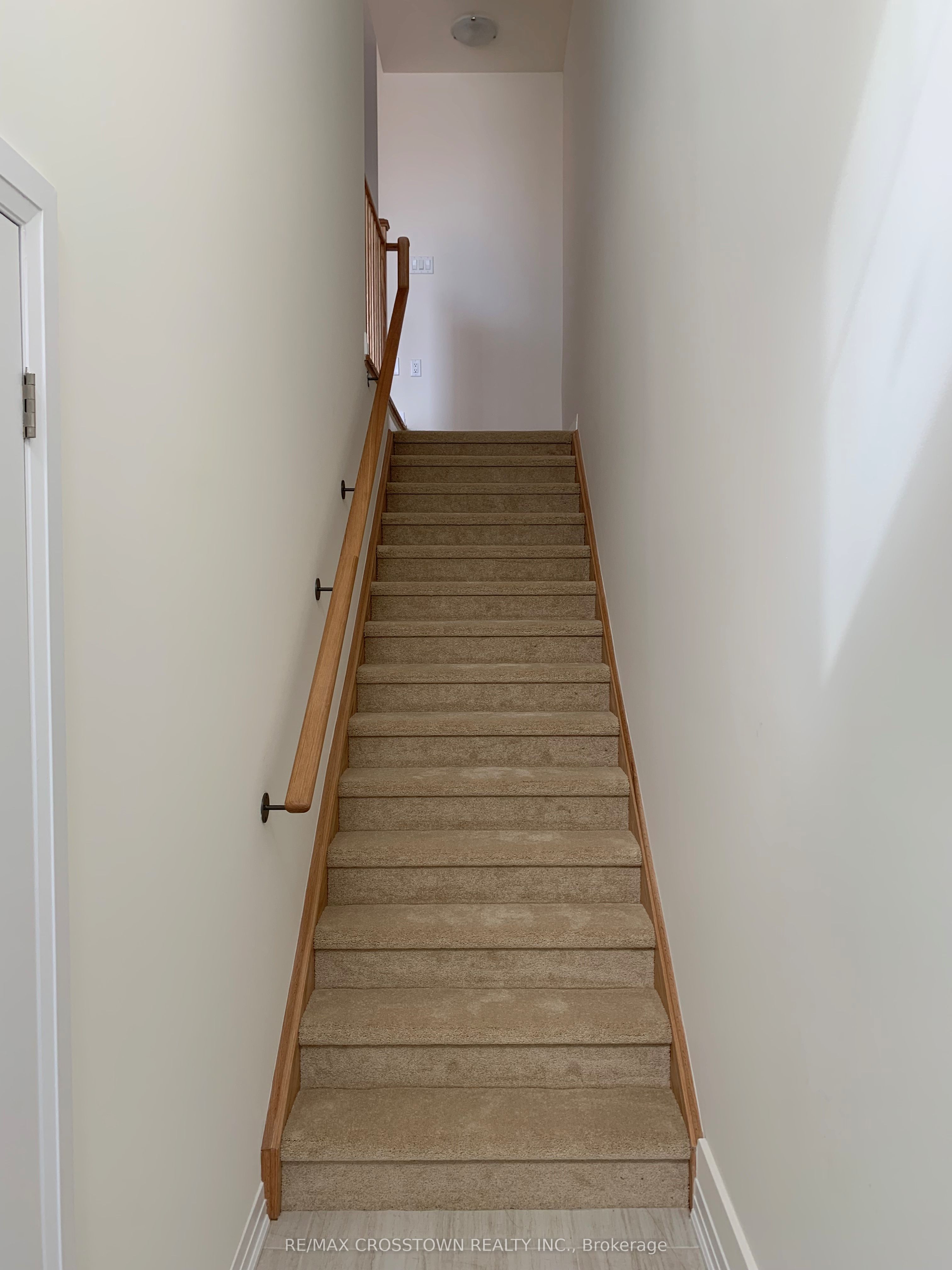 550 Hudson Crescent, Midland, ON L4R 0J1 photo 2