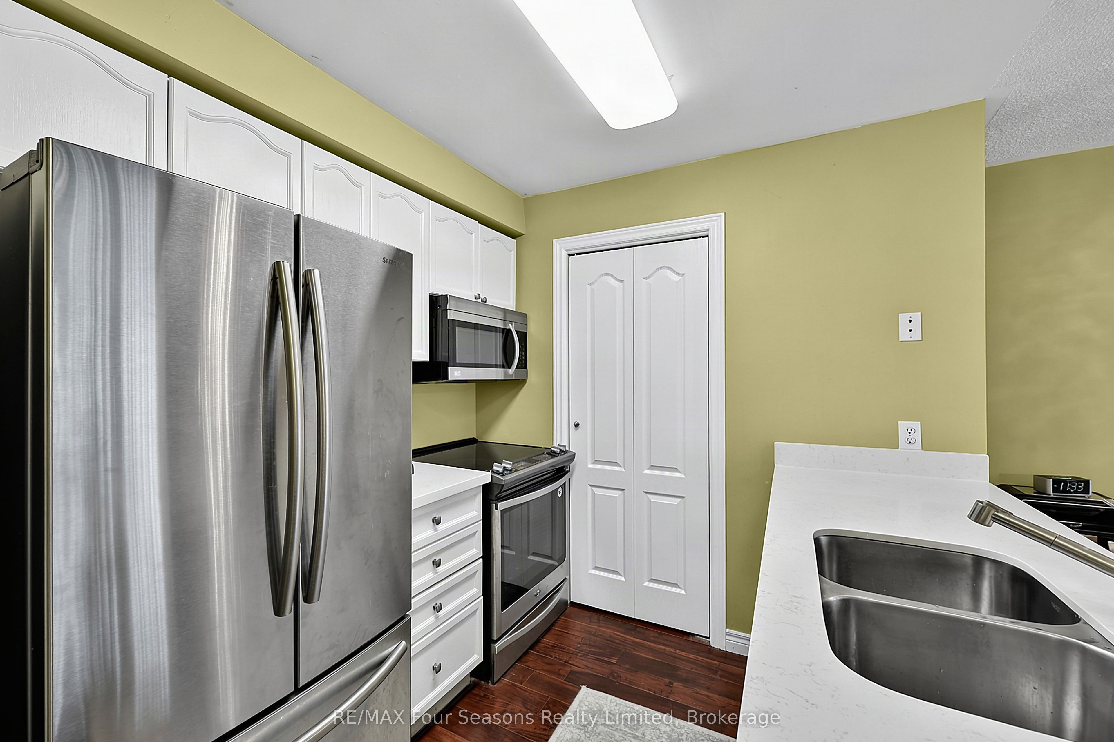 34 Dawson Drive 839, Collingwood, ON L9Y 5B4 photo 3