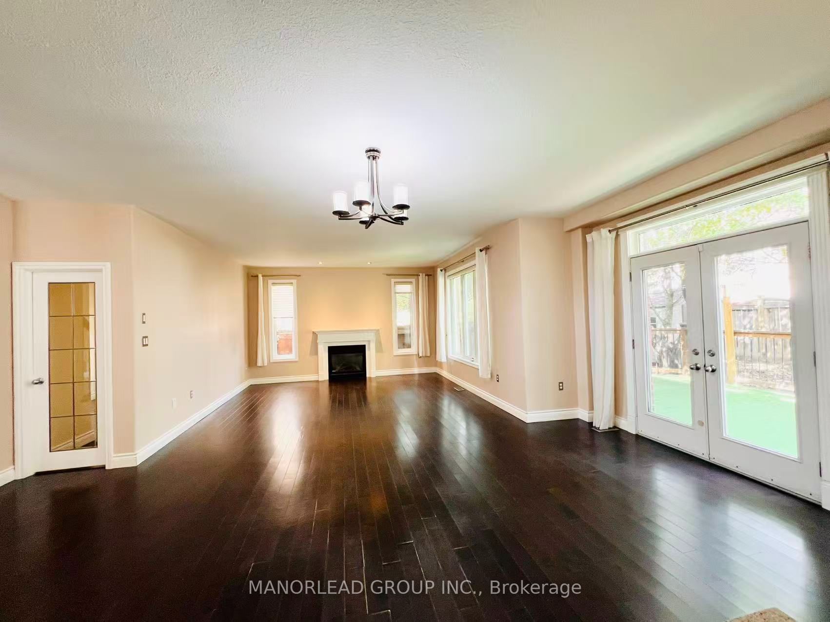 42 Parisian Crescent, Barrie, ON L4N 0Y9 photo 5