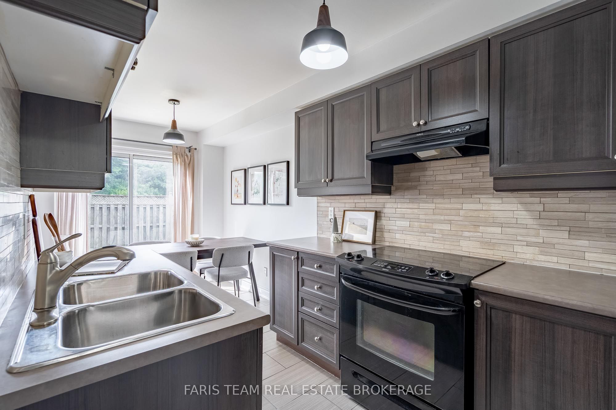 49 Cunningham Drive, Barrie, ON L4N 8L4 photo 5