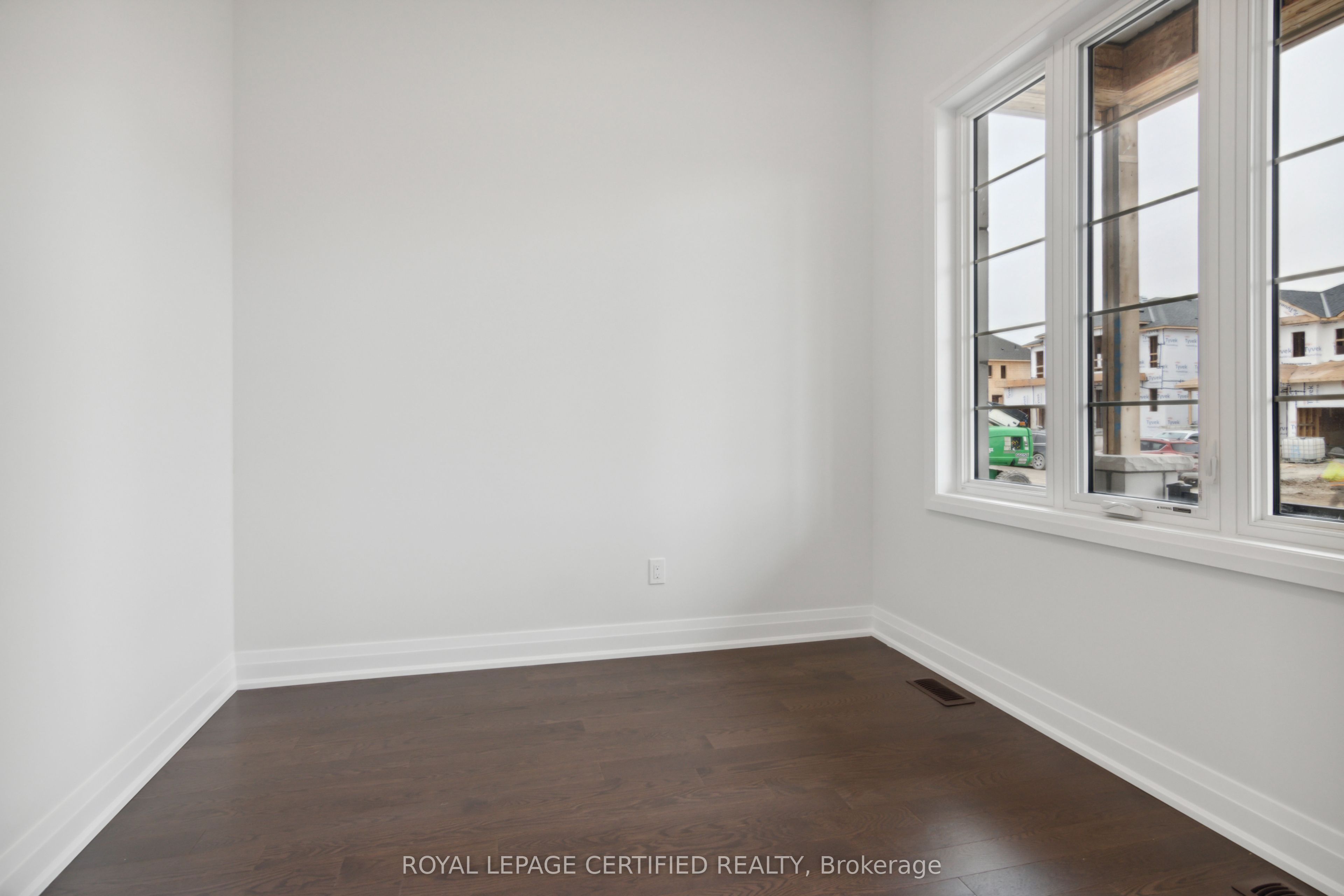 3 Sweet Cicely Street, Springwater, ON L9X 2C7 photo 3