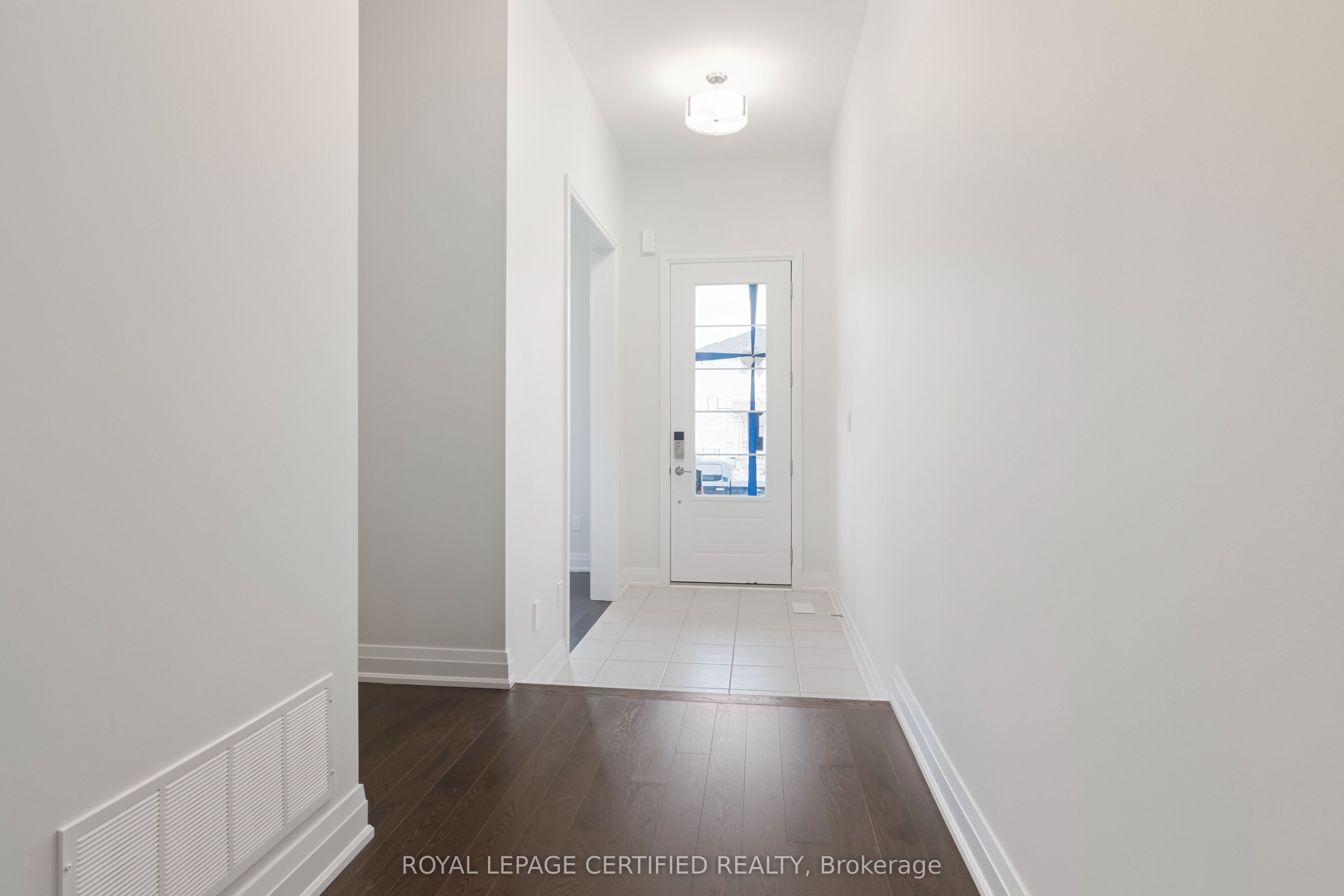 3 Sweet Cicely Street, Springwater, ON L9X 2C7 photo 4