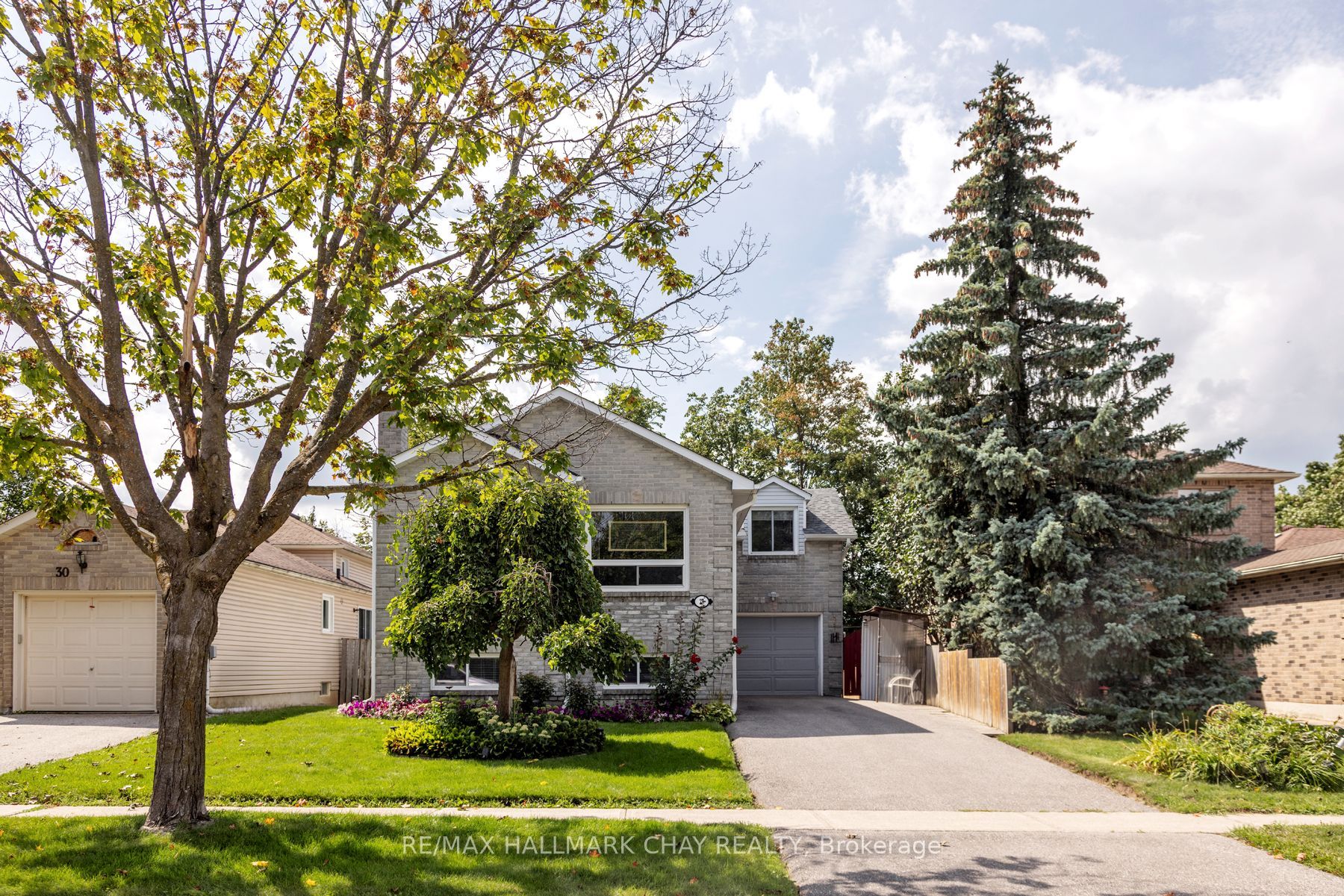 28 Pae Drive, Barrie, ON L4N 7N7 photo 2