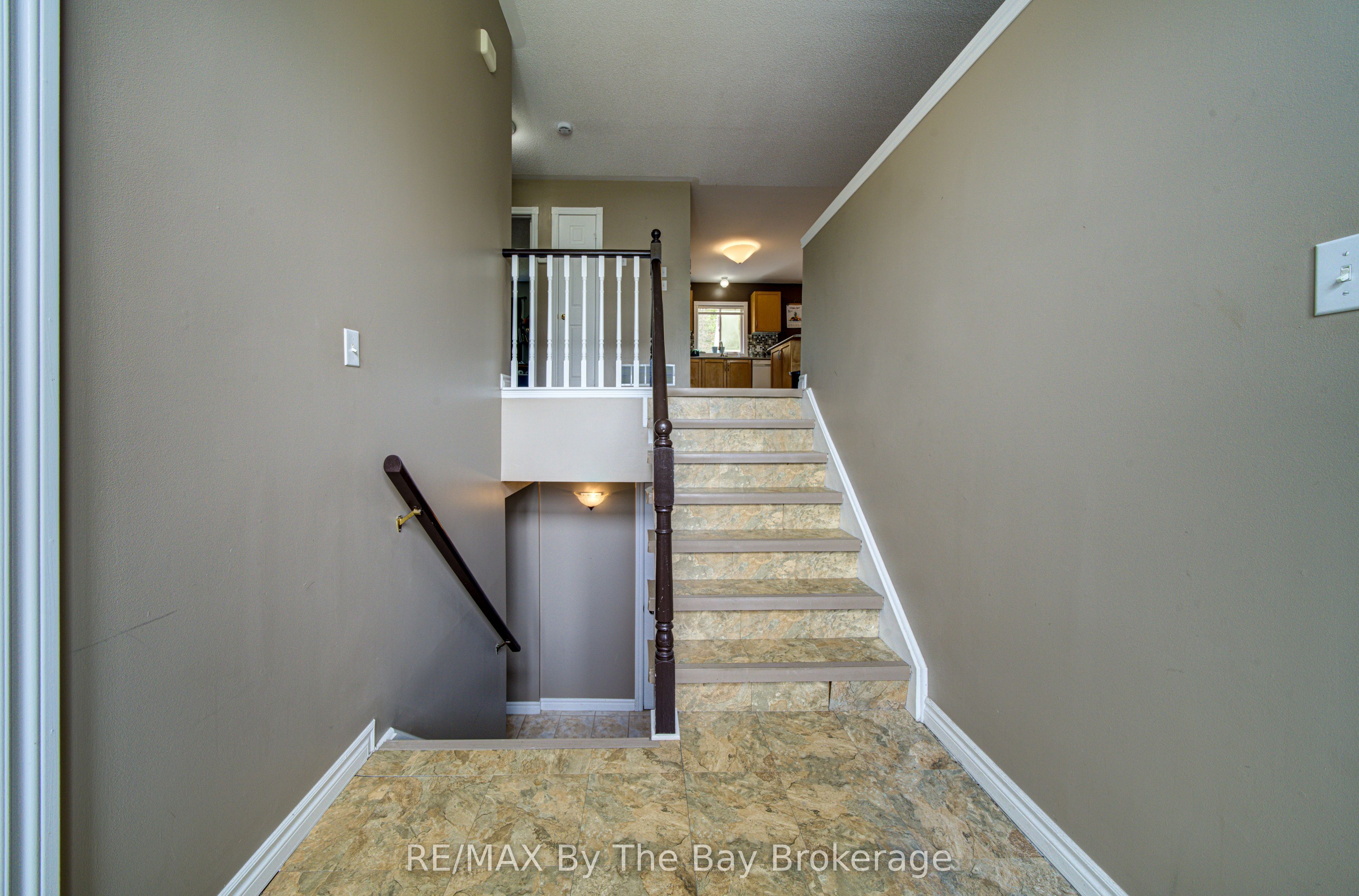 50 Donato Way, Wasaga Beach, ON L9Z 1R9 photo 4