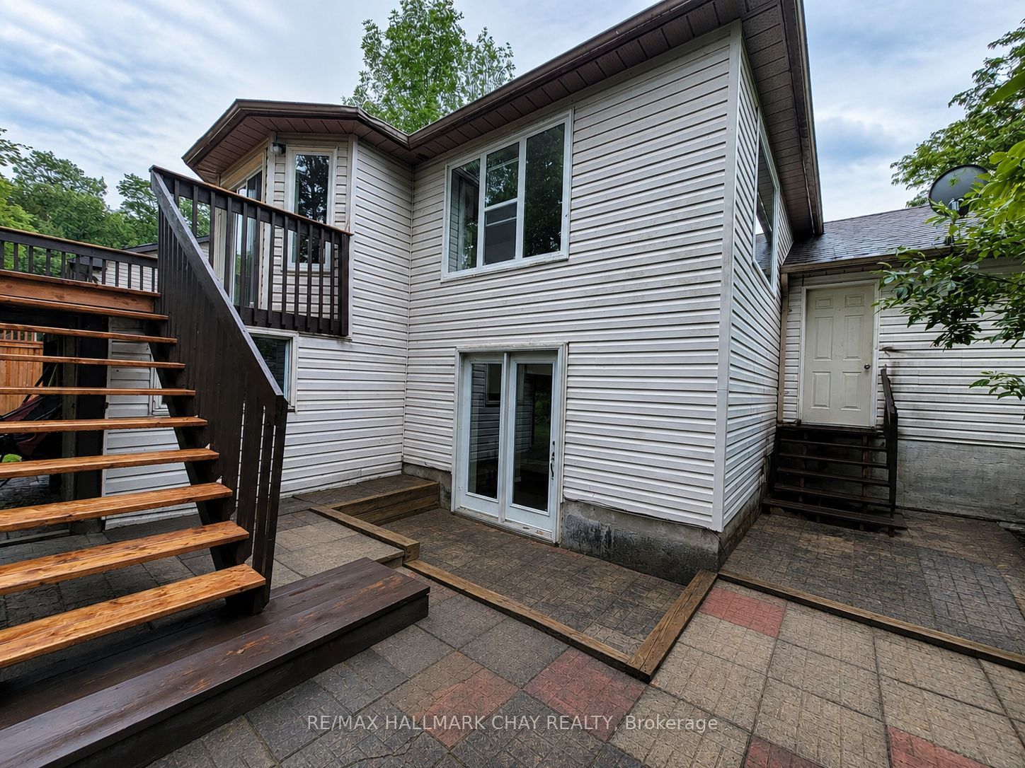 5 Harbour Crescent, Wasaga Beach, ON L9Z 1G4 photo 3