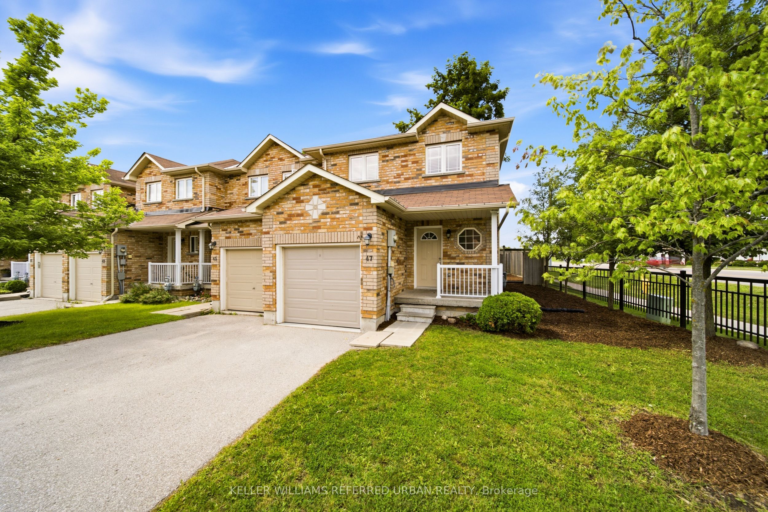 46 Southwoods Crescent 47, Barrie, ON L4N 9P8 photo 2